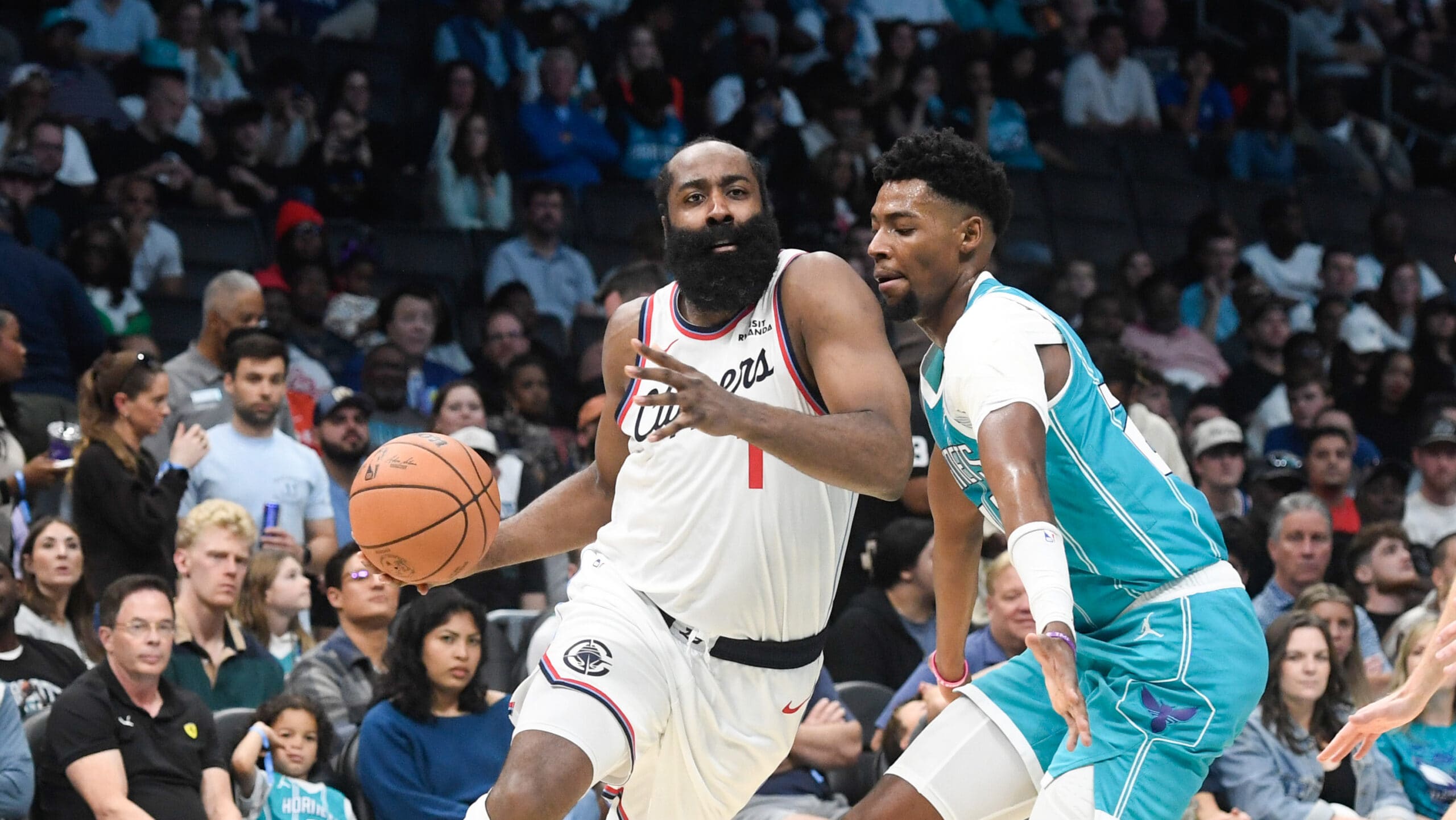 Harden scores team-record 55 in victory over Hornets