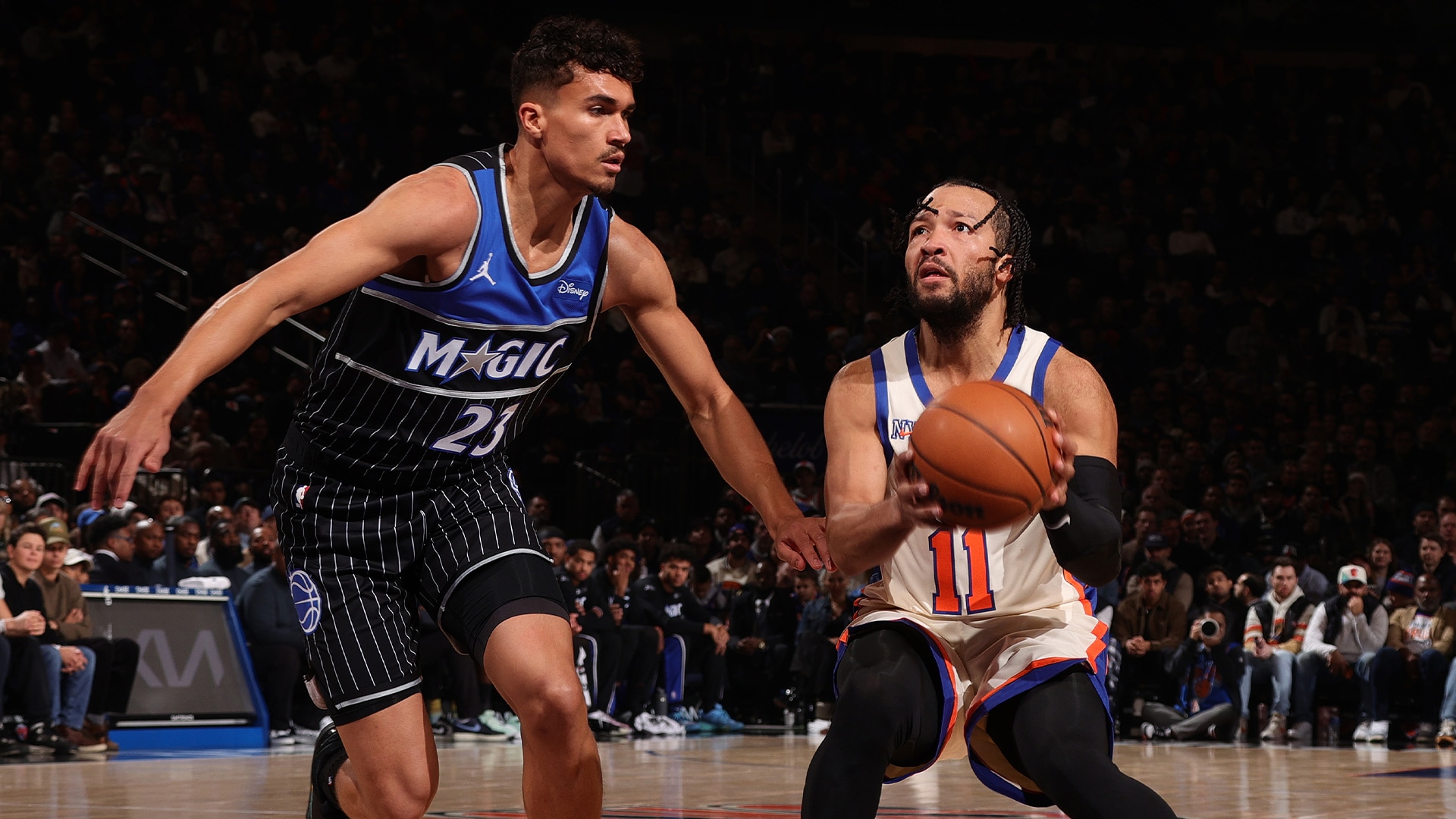 Knicks top Magic, go to 13-1 at home