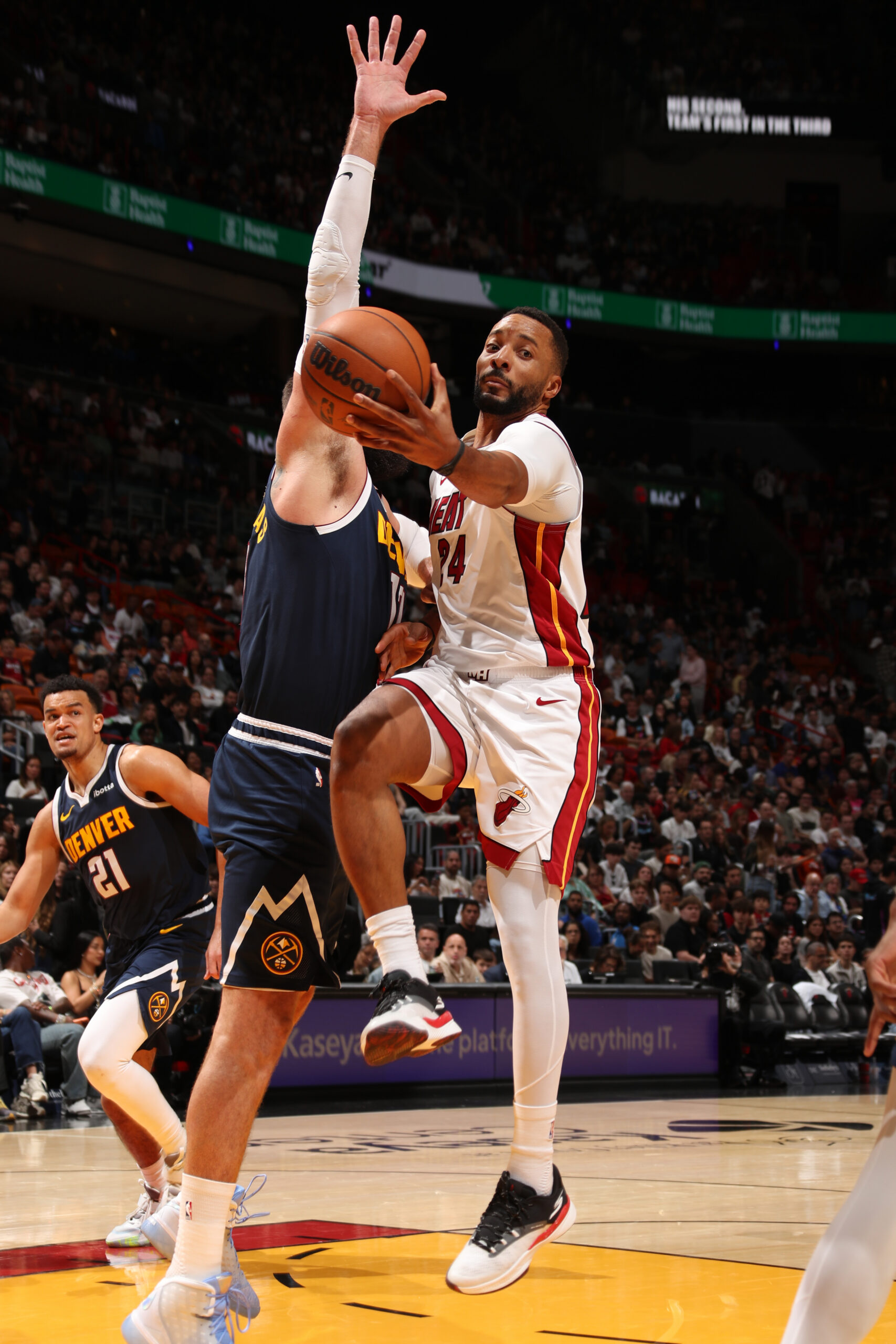 Powell, Heat overwhelm Nuggets in Miami