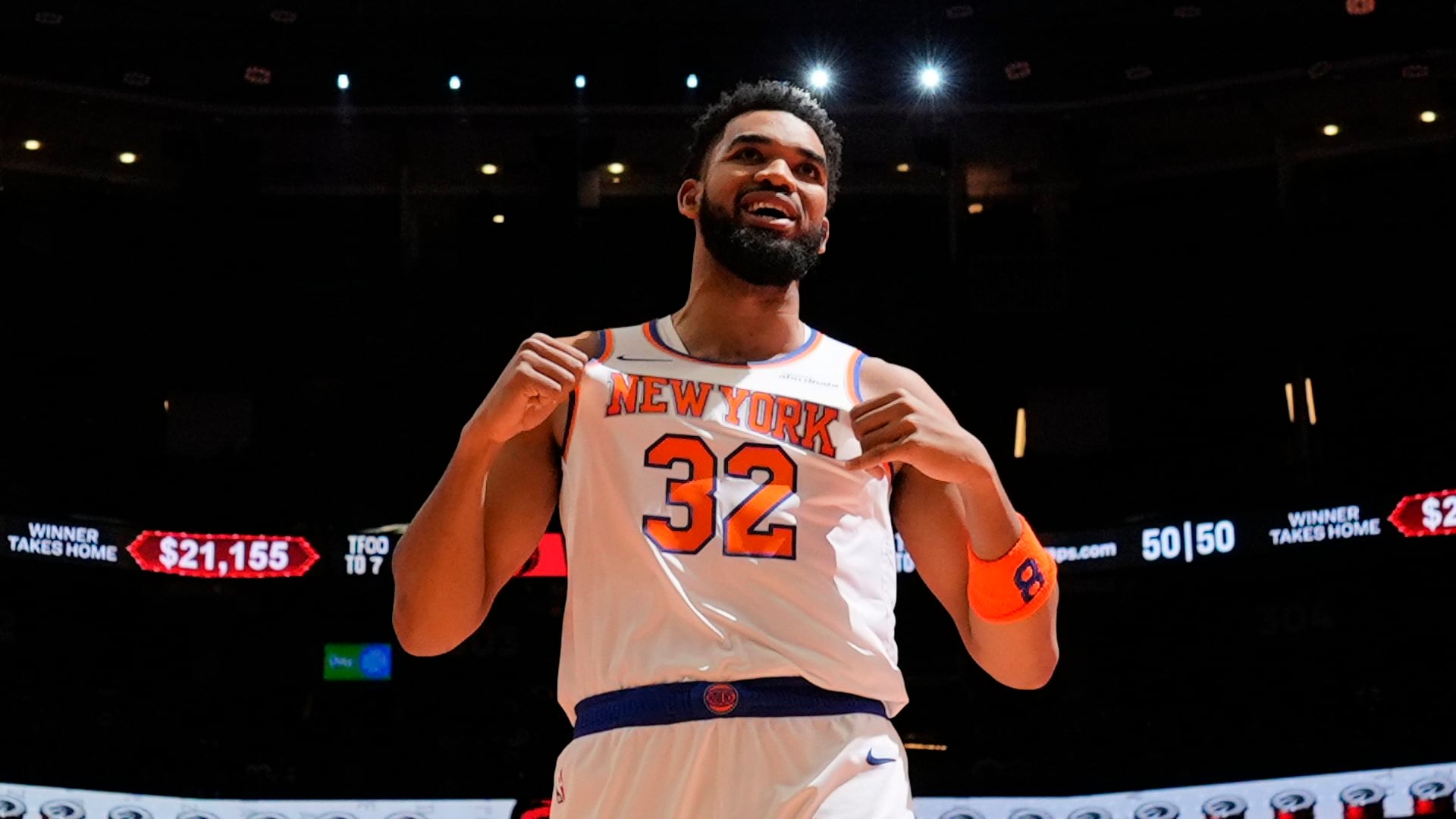 The Association: Knicks get in stride at NBA Cup