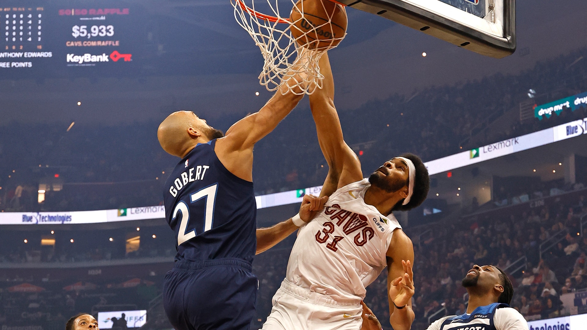 Saturday's Top 10 plays