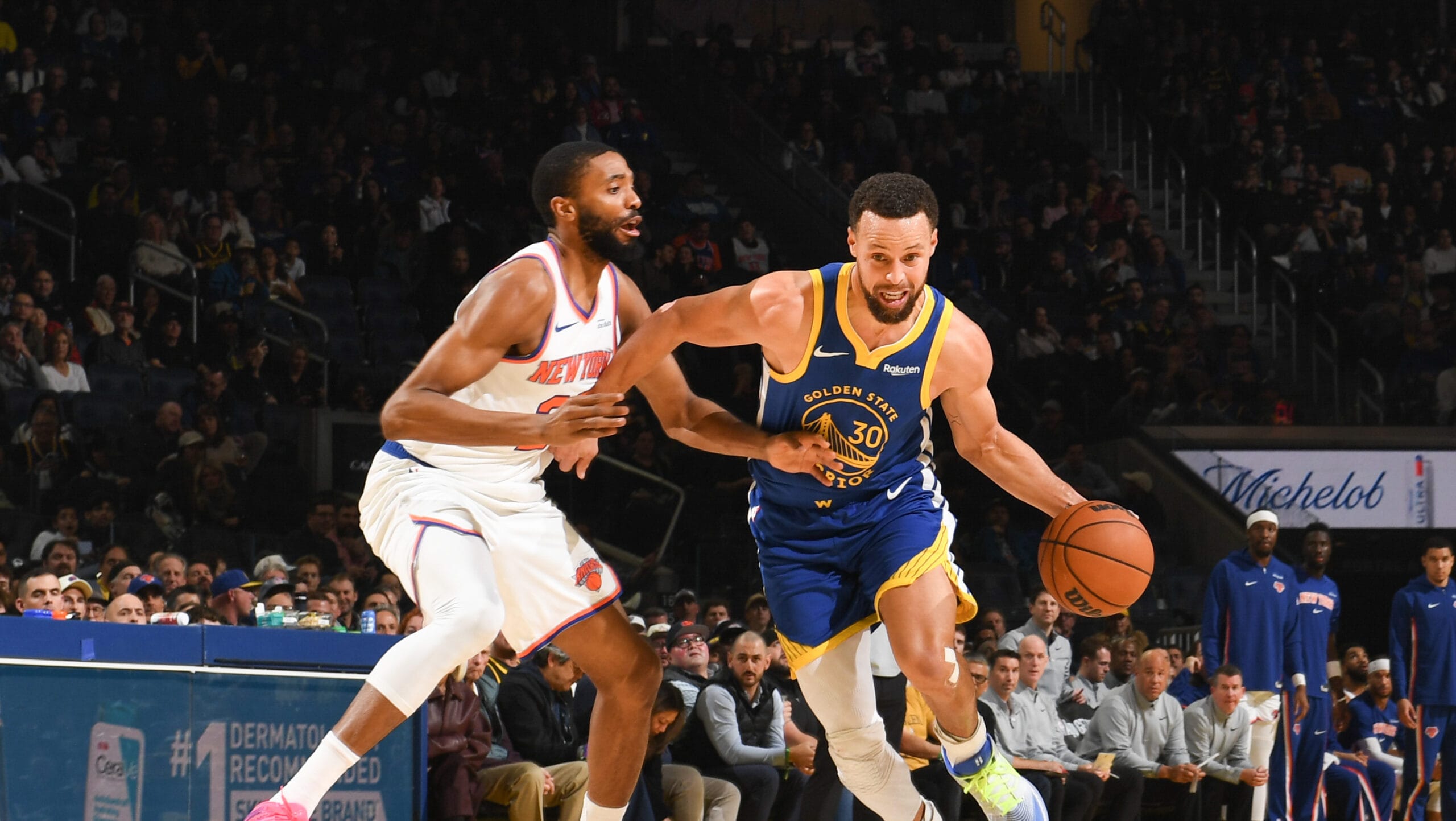 Curry, Butler III combine for 59 in victory over Knicks