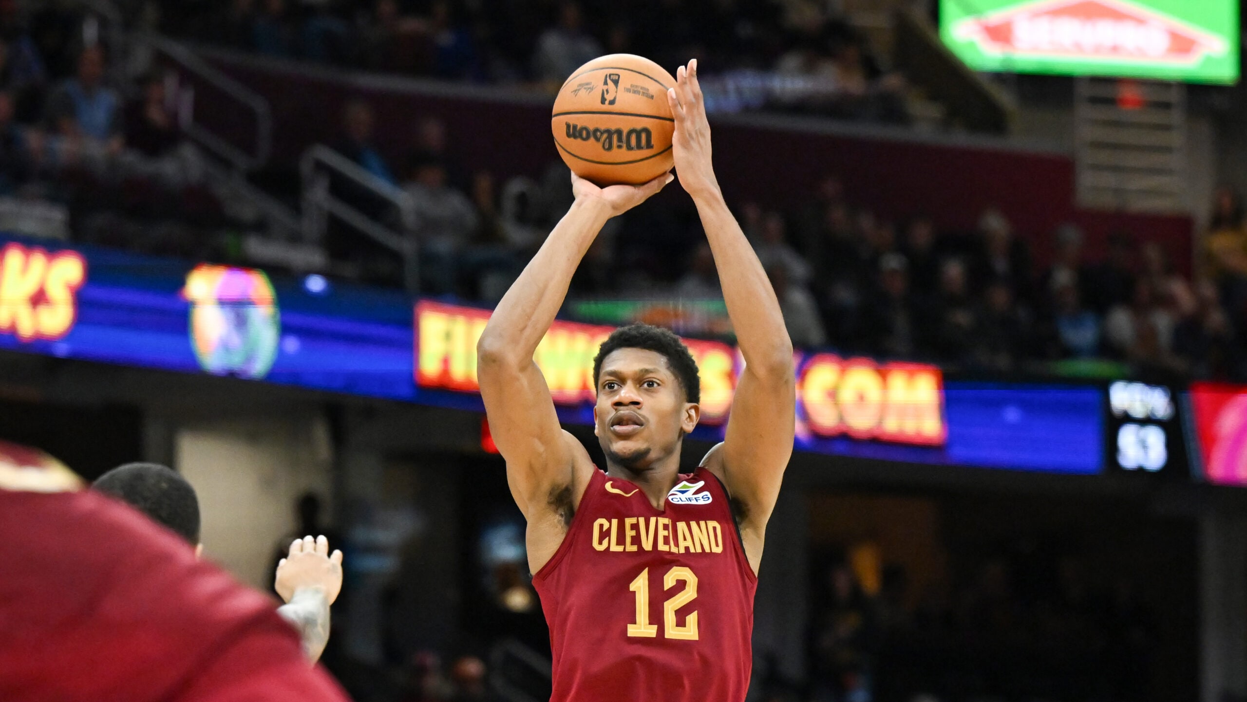Reports: Cavs trade Hunter to Kings in 3-team deal