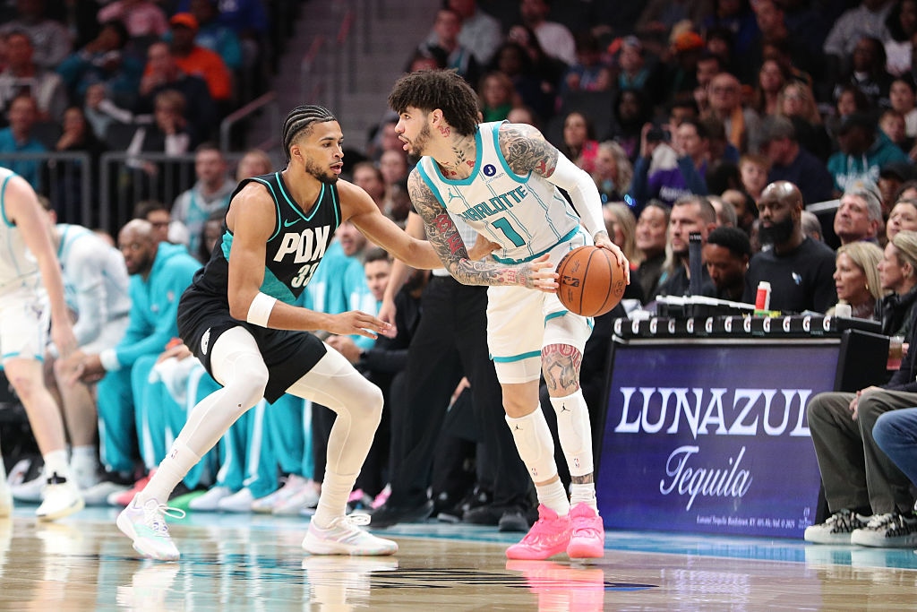 Hornets hope to continue surge against Trail Blazers