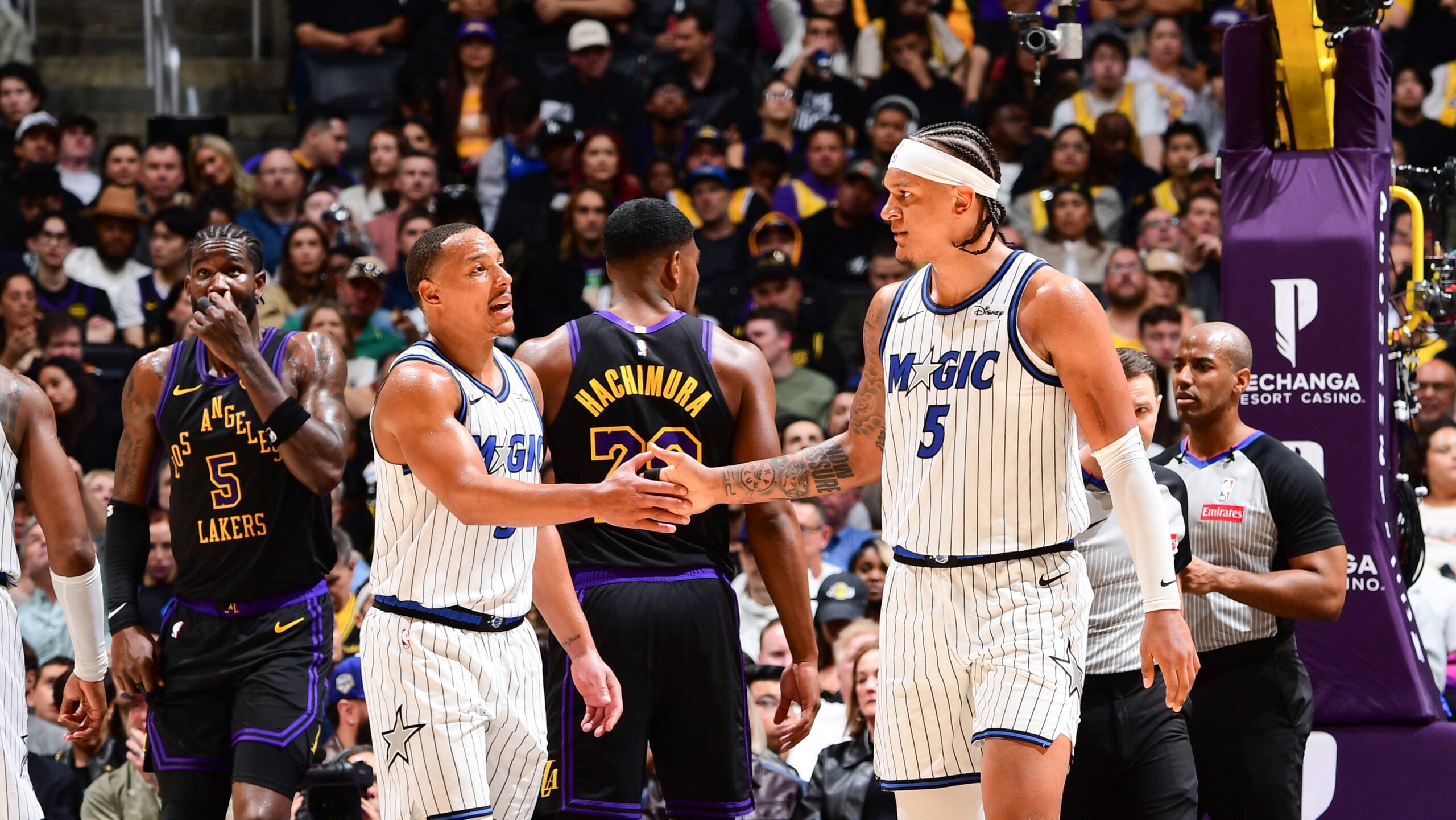 Behind Banchero's 36, Magic hold off Lakers