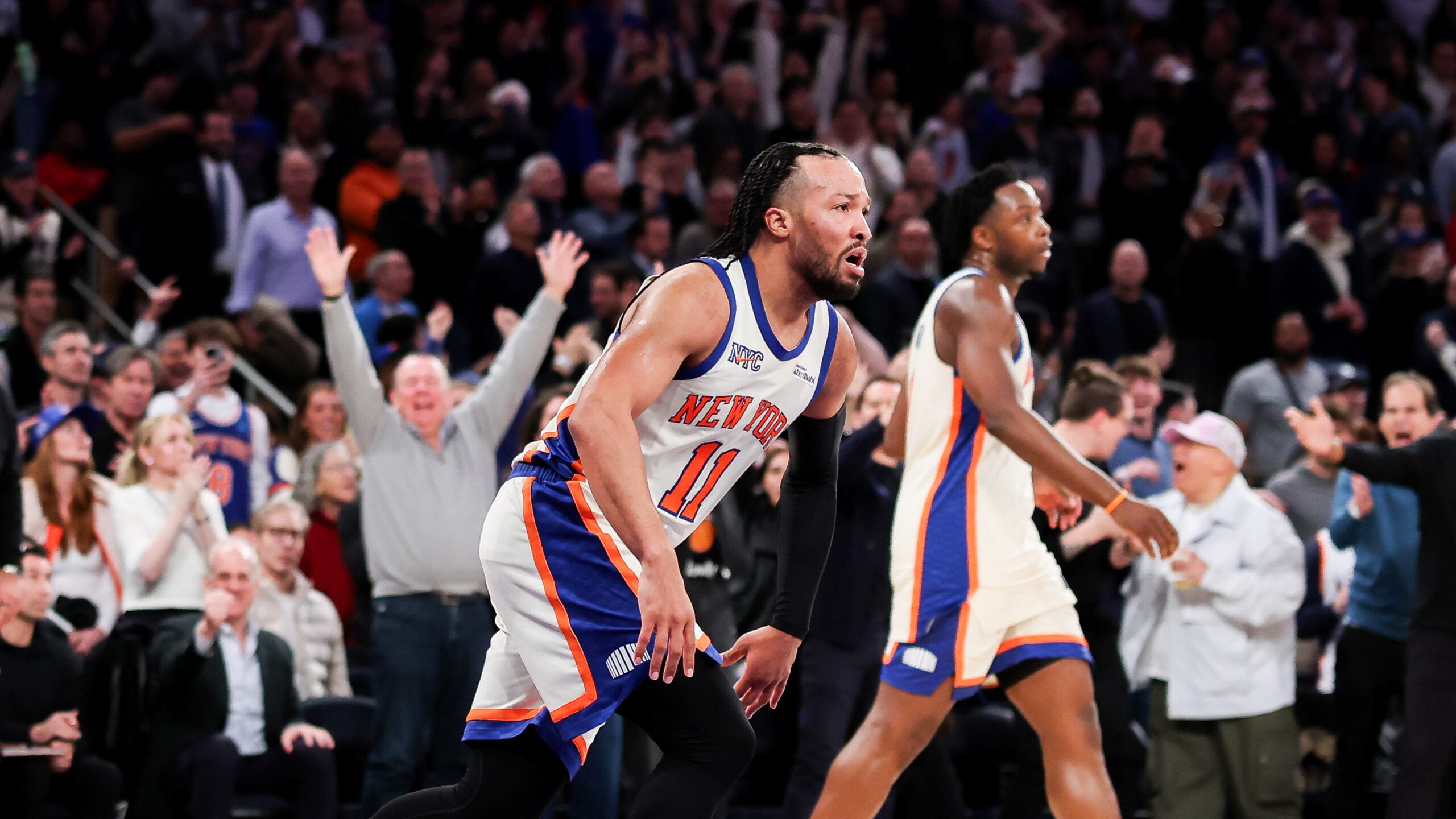 Brunson delivers late, helps Knicks rally from 18 down