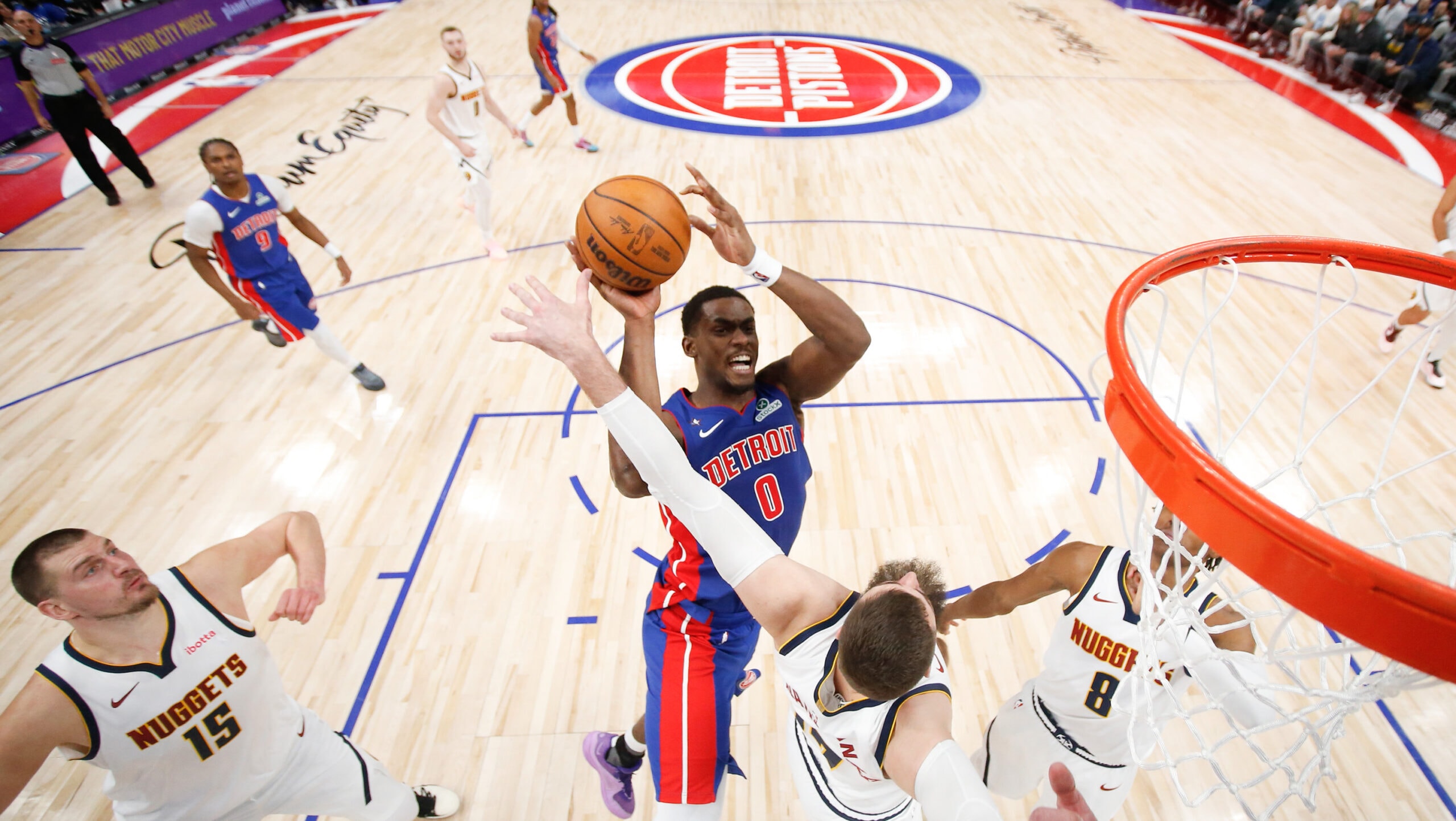 Pistons spoil Nuggets' late rally for wire-to-wire win