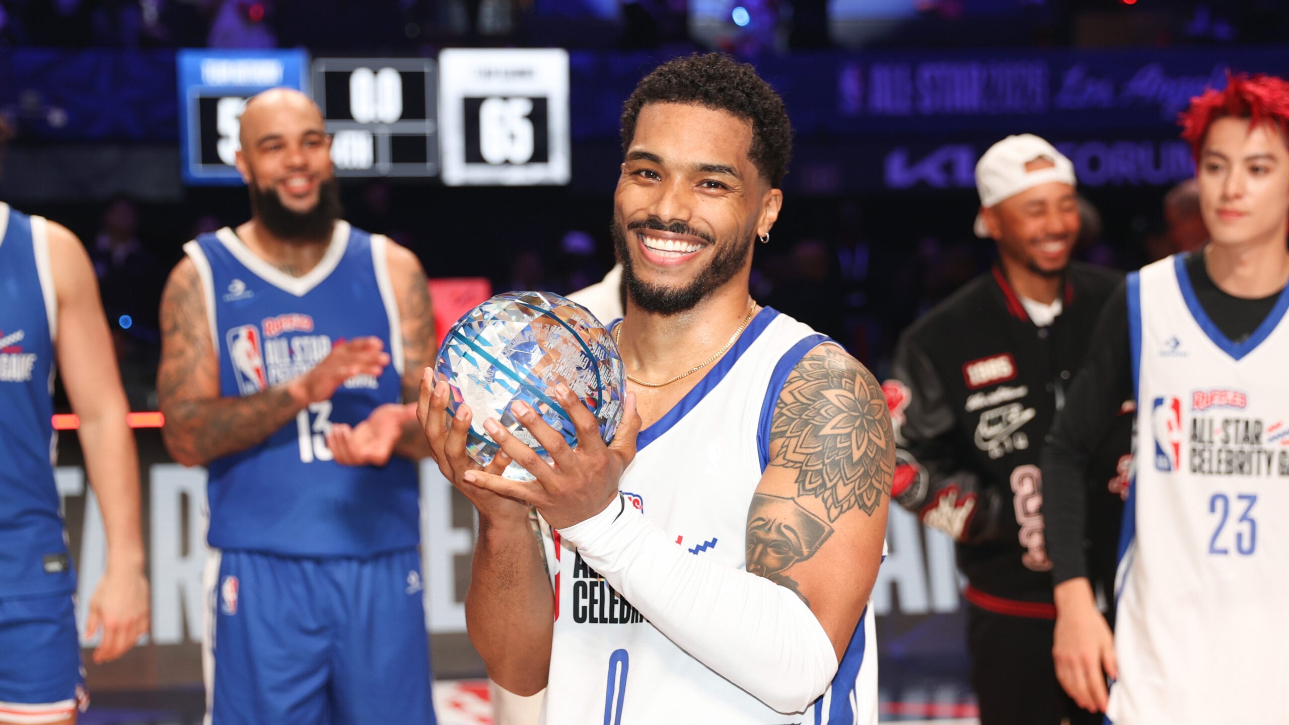 Team Giannis wins Ruffles Celeb Game; Flynn named MVP