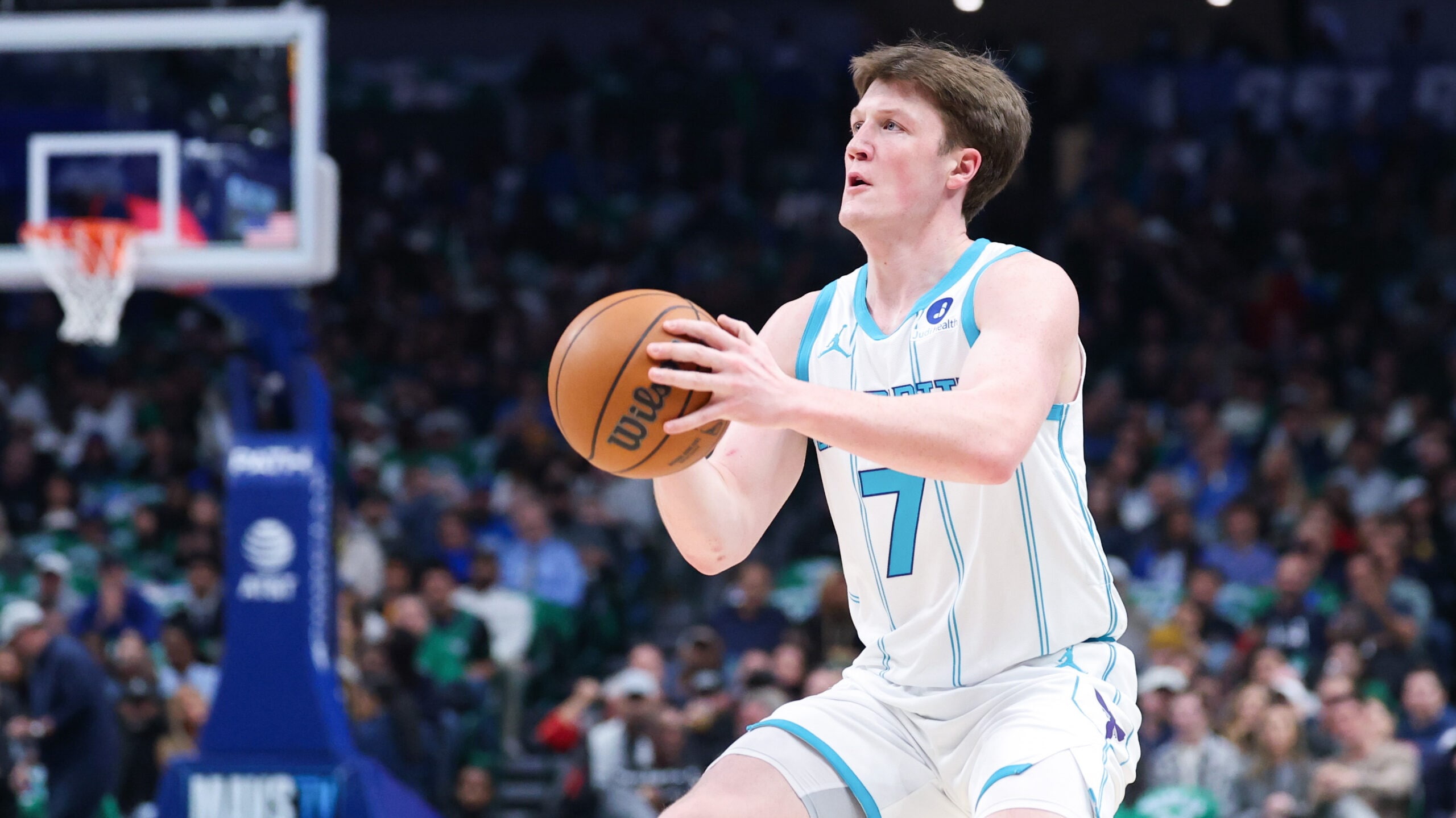 Kia Rookie Ladder: Efficient Knueppel reclaims top spot