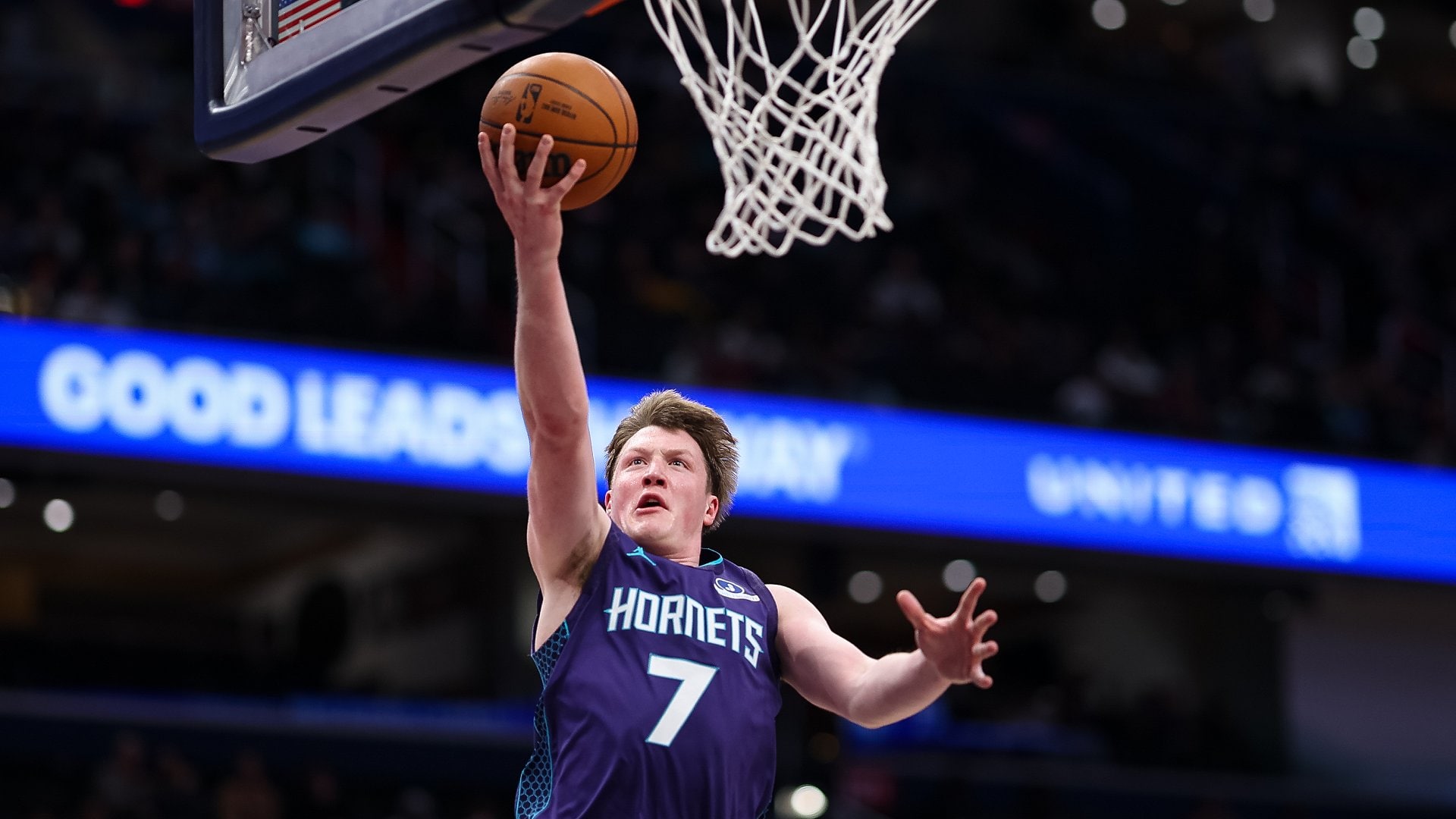 Kia Rookie Ladder: Efficient Knueppel in lead