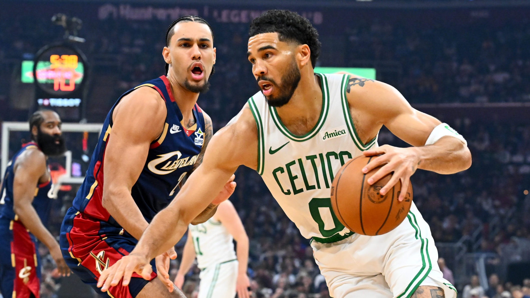 Tatum, Celtics sprint past Cavs