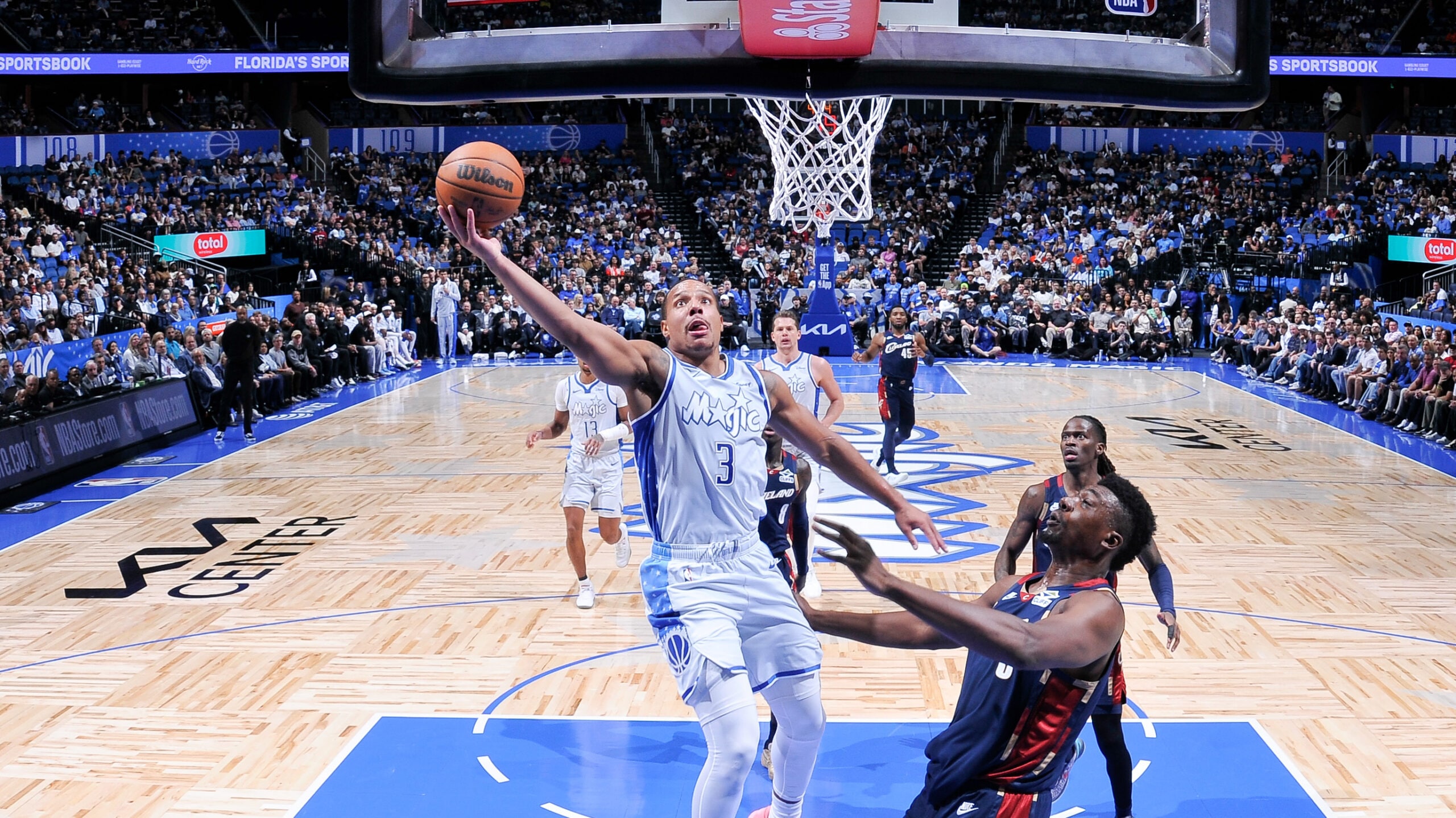 Bane, Banchero combine for 60 in Magic's 5th win in row