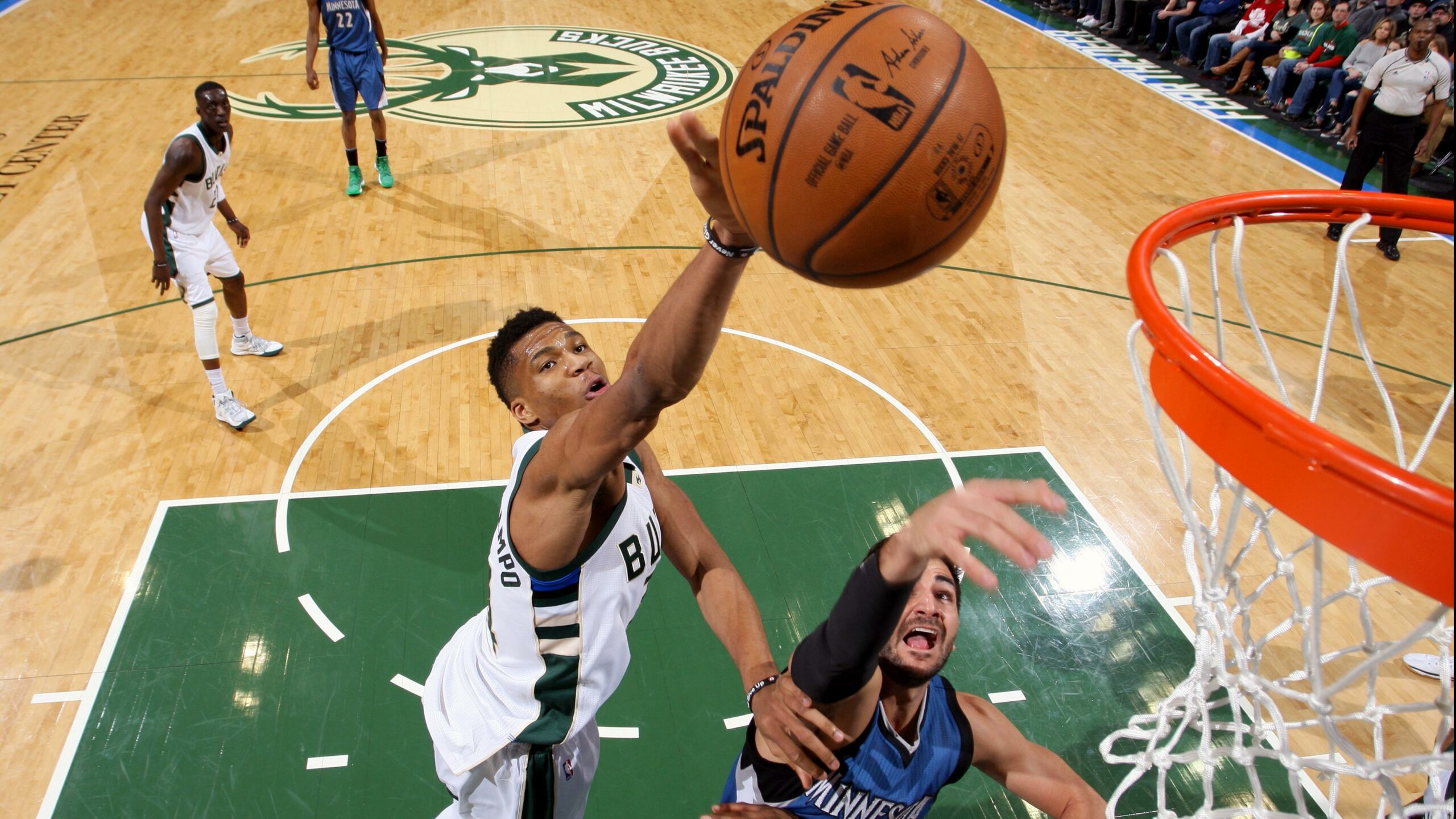 Milwaukee Bucks superstar Giannis Antetokounmpo finishes breakout