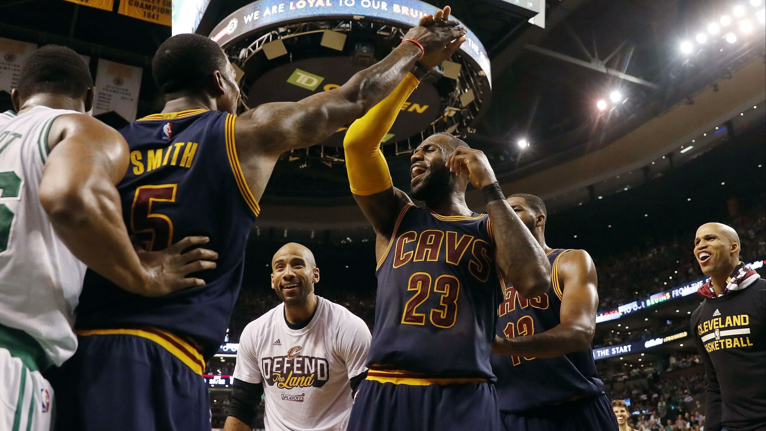 Cleveland Cavaliers unveil new uniform earned with 2018 playoff