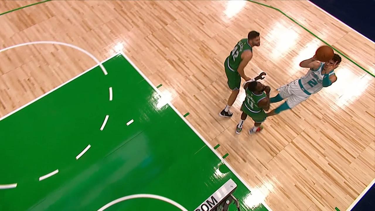 LaMelo Ball beats the 1st quarter buzzer falling down | Charlotte Hornets