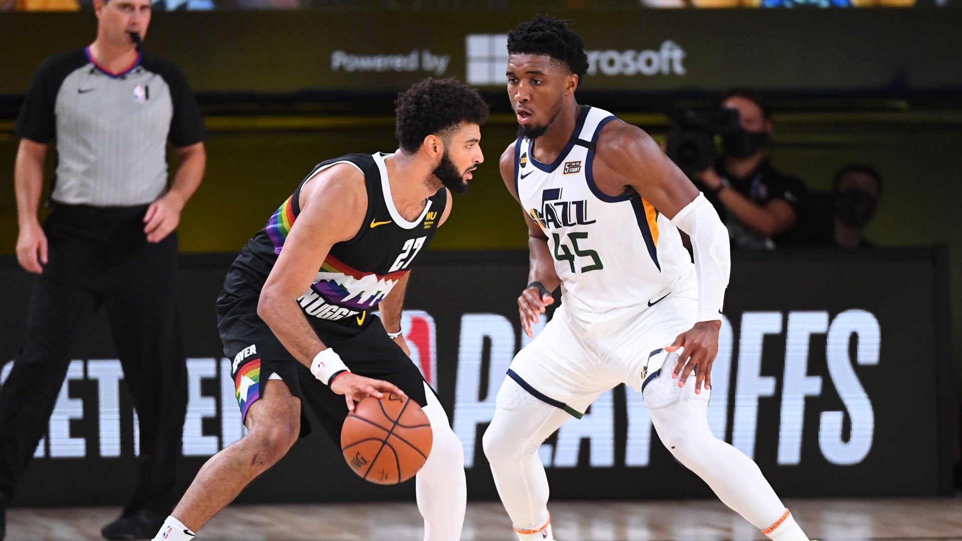 Mitchell, Murray duel it out in instant classic