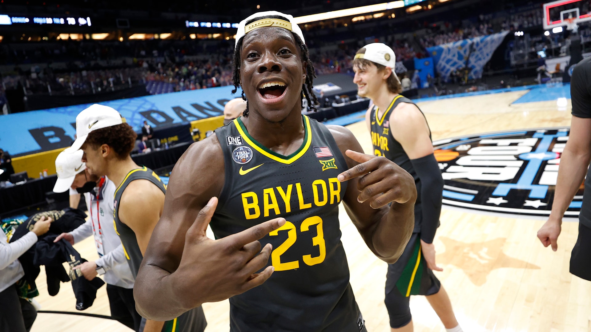 Tchatchoua's interesting trek to a national title at Baylor