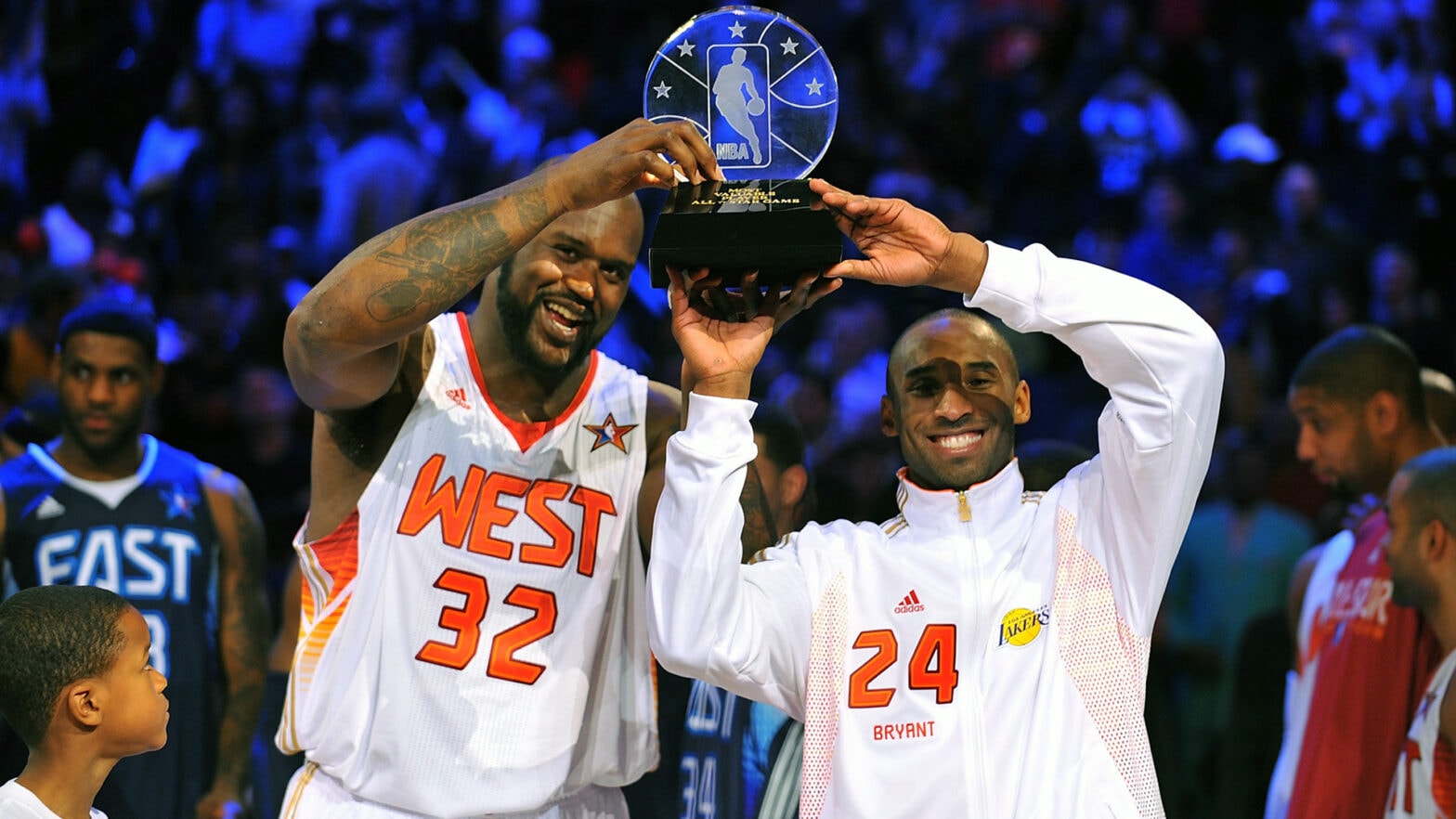 Kobe, Shaq Team for All-Star Game Win