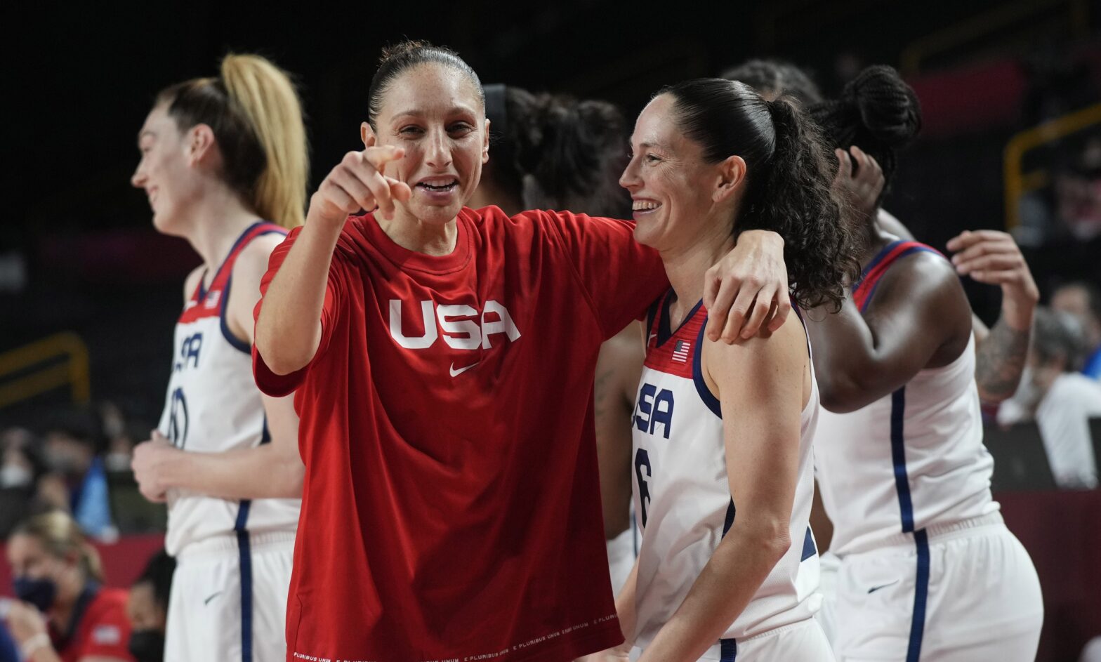 Sue Bird, Diana Taurausi win 5th gold medal as USA dominates Japan