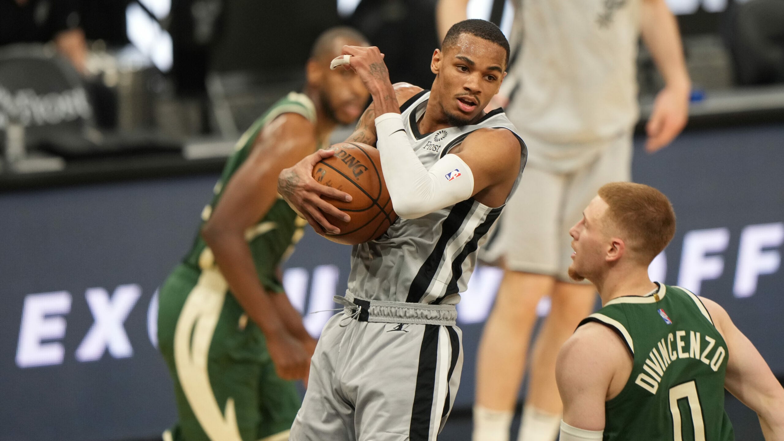 Popovich, star-less Spurs excited for future, new challenge