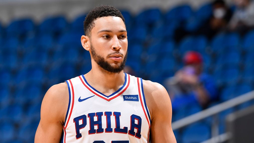 Reports: Simmons won't report to training camp