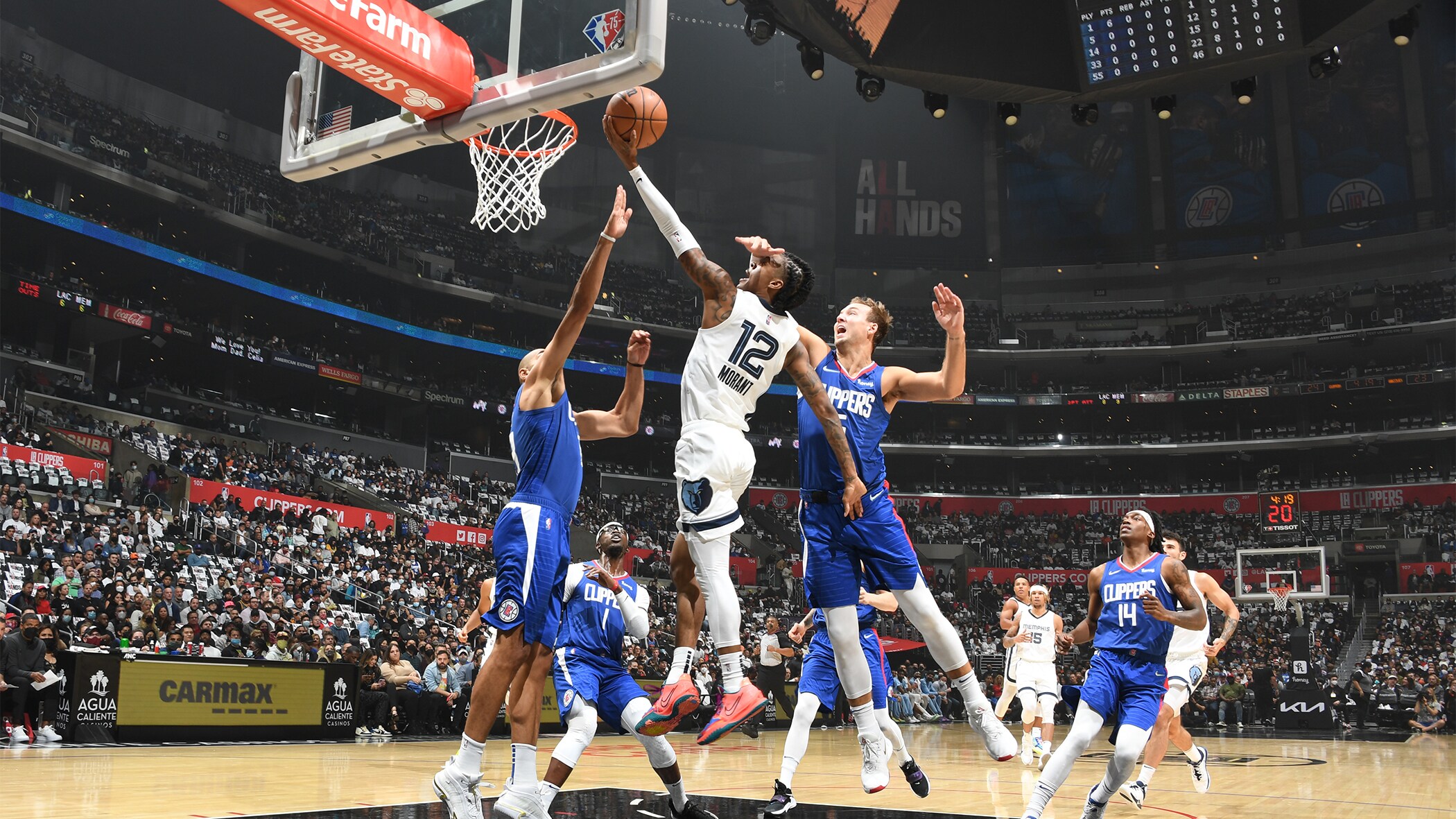 Ja Morant dominates in the Grizzlies victory
