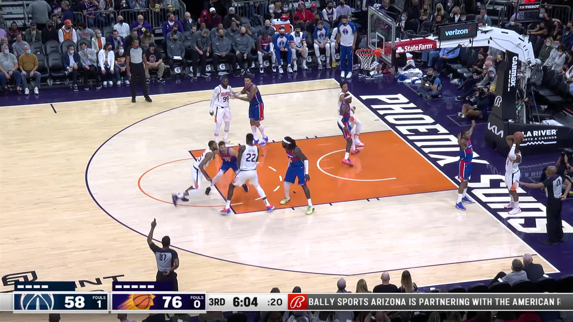 Mikal Bridges Nails The Contested Mid range Jumper Phoenix Suns