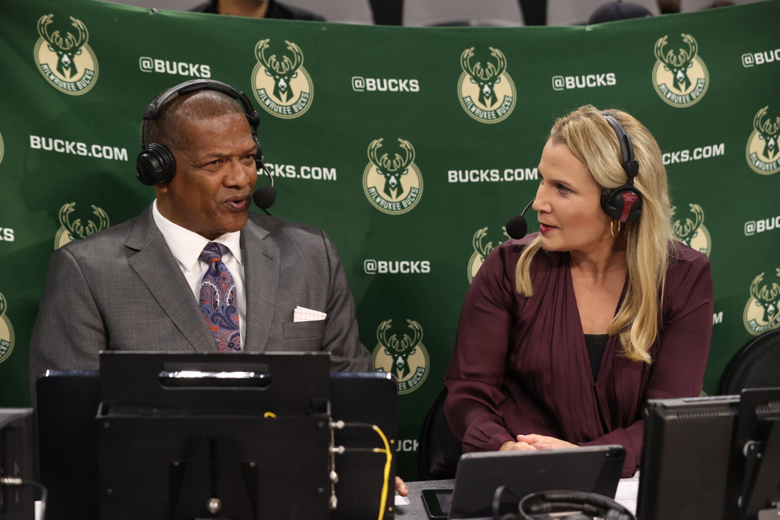 Women Of The NBA Lisa Byington & Kate Scott(01)