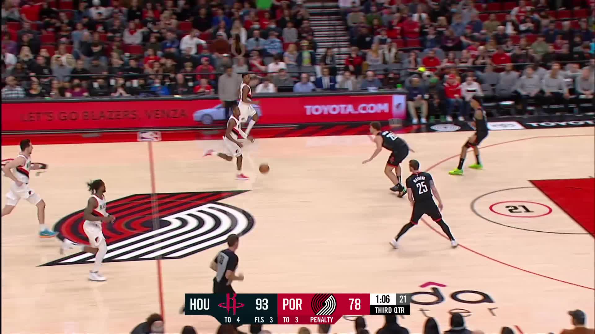 Drew Eubanks with back to back emphatic slams