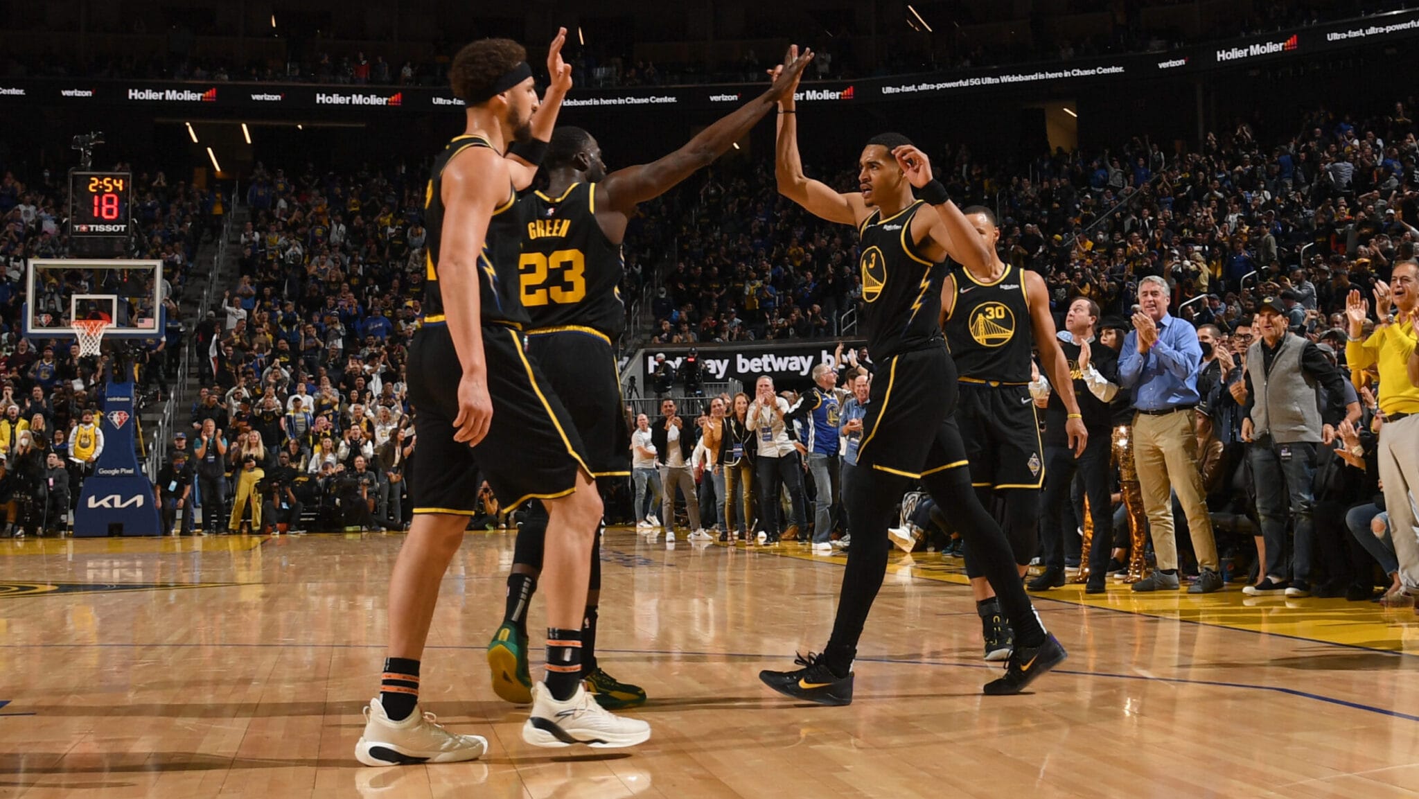 Jordan Poole's 30-point playoff debut powers Warriors to Game 1 win ...