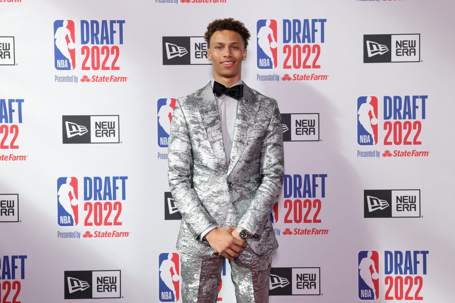 Dressed for success Inside look at Draftnight suit selection