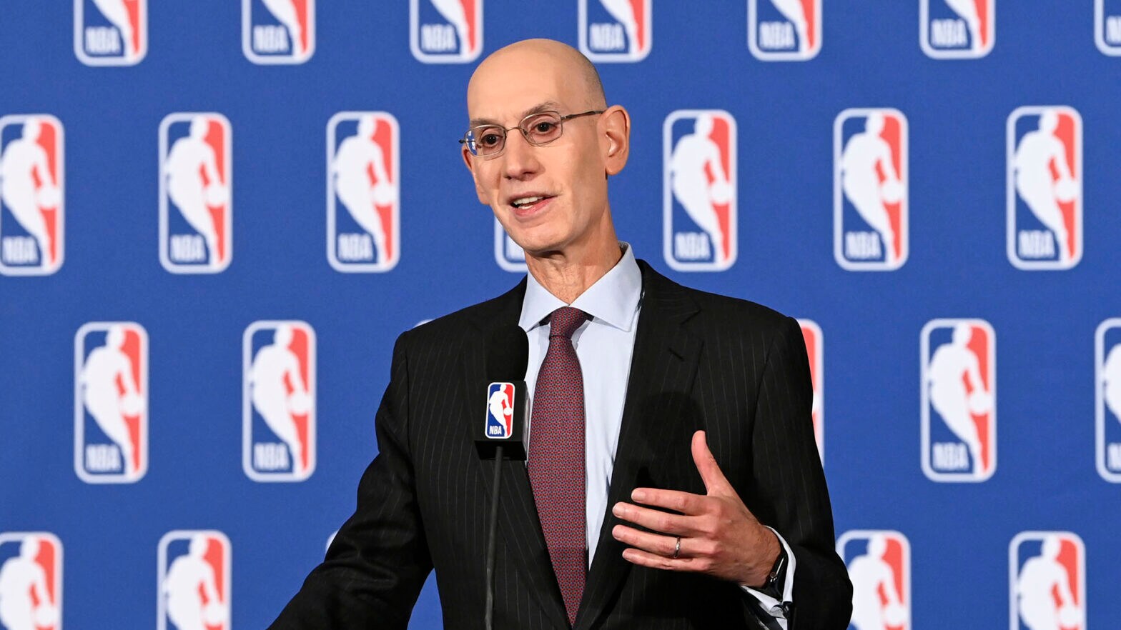 Robert Rights Nba Adam Silver explains Suns owner Robert Sarver’s punishment for ...