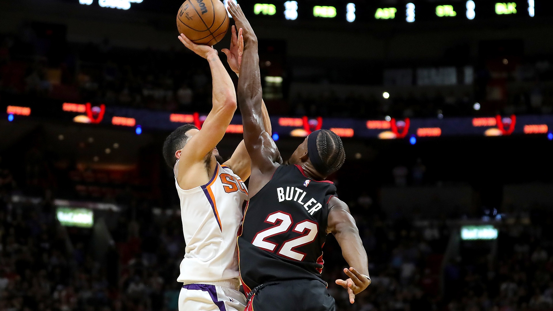 Hawks center Clint Capela to miss at least 1 week with hyperextended right  knee | NBA.com