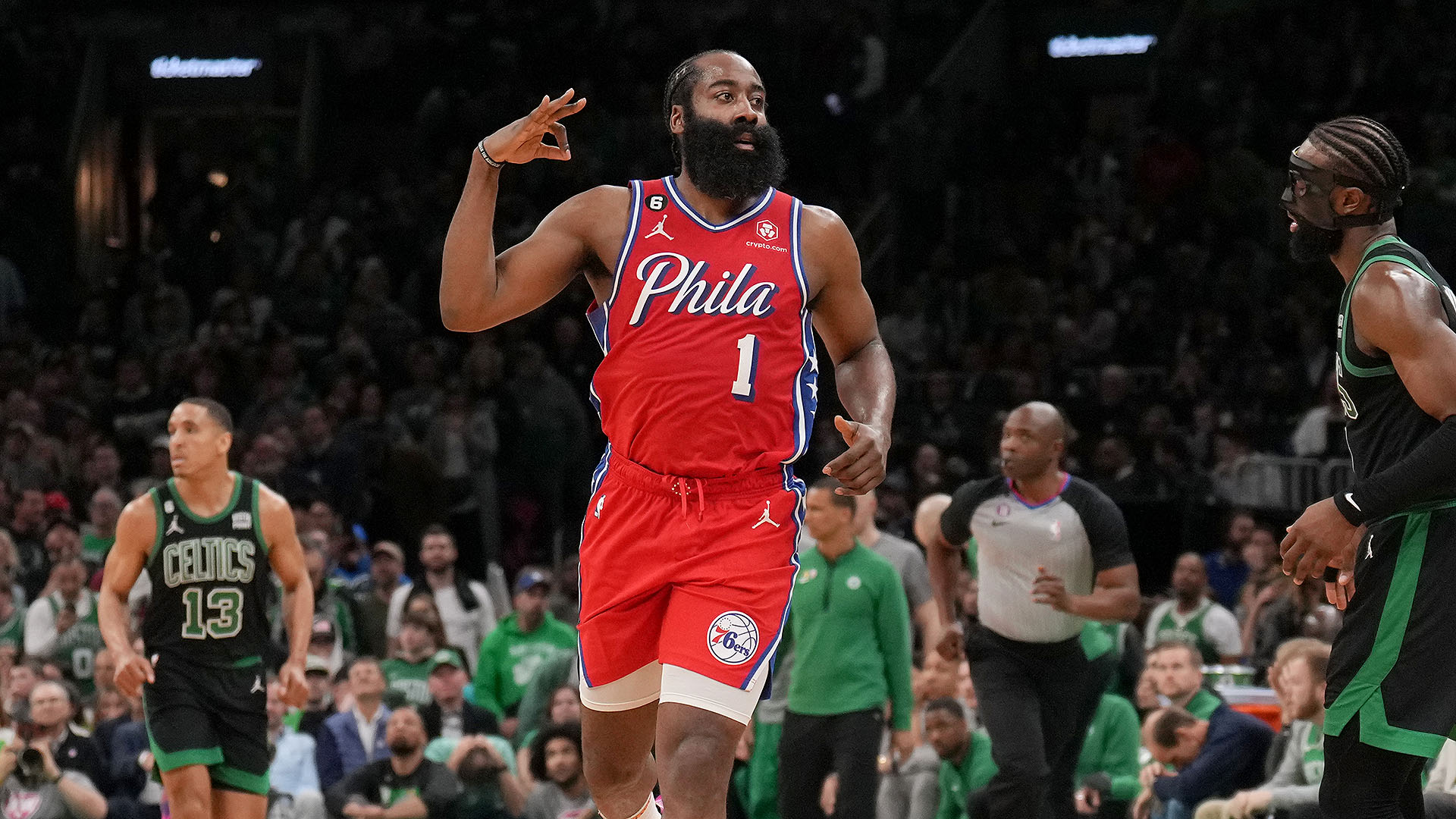 Full Focus Harden clutch in 76ers' Game 1 win