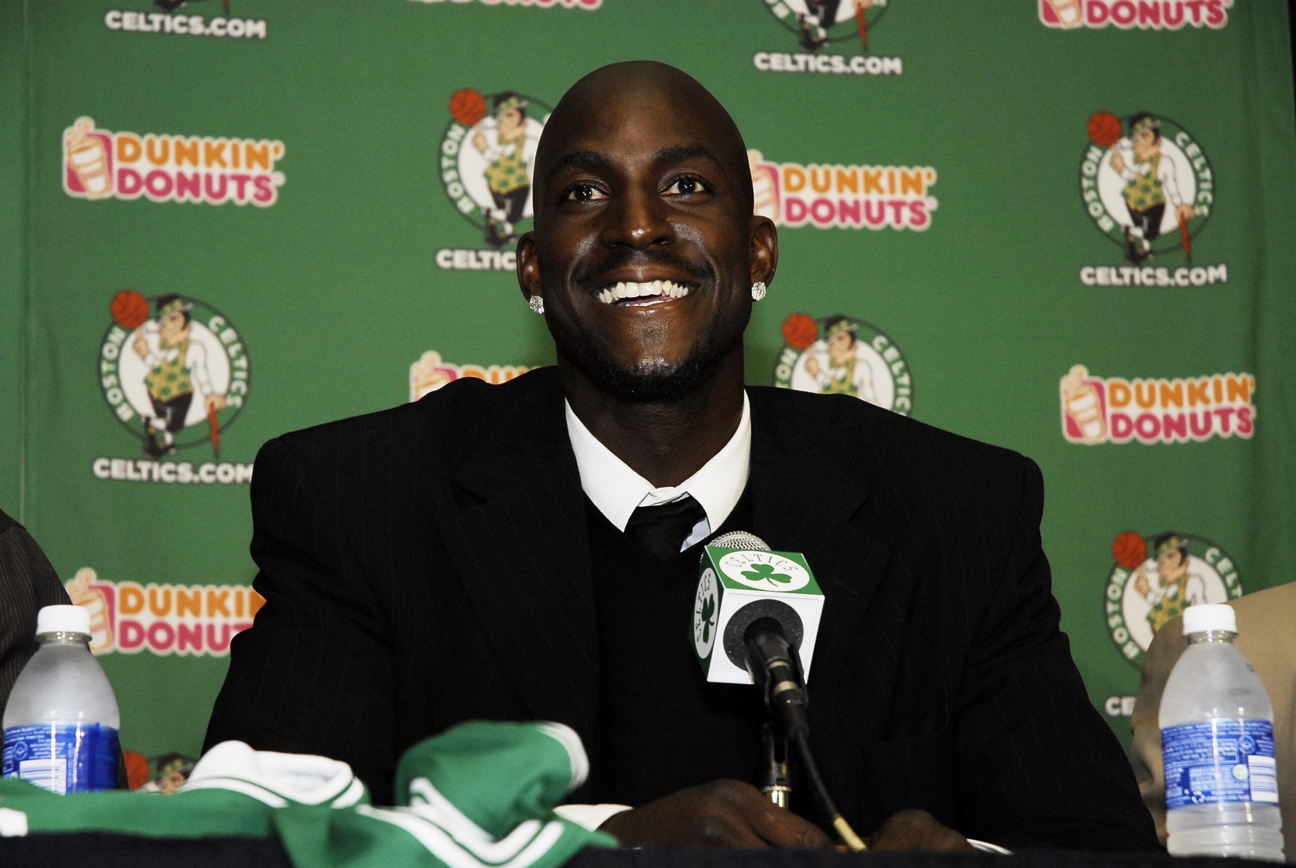 How Mike Brown’s military upbringing is helping Kings find success