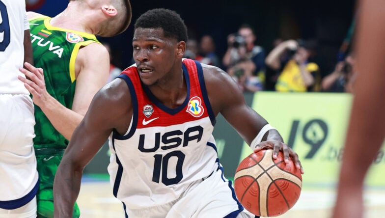 Canadian men's basketball team clinches Olympic berth en route to