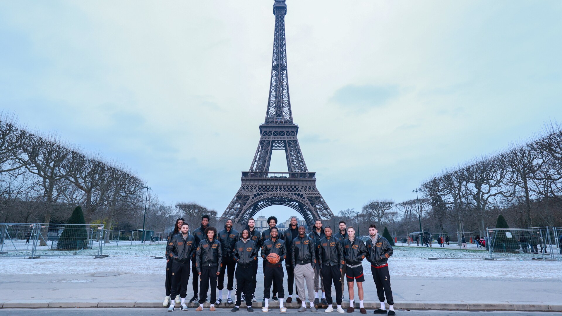Cleveland Cavaliers visit the Eiffel Tower
