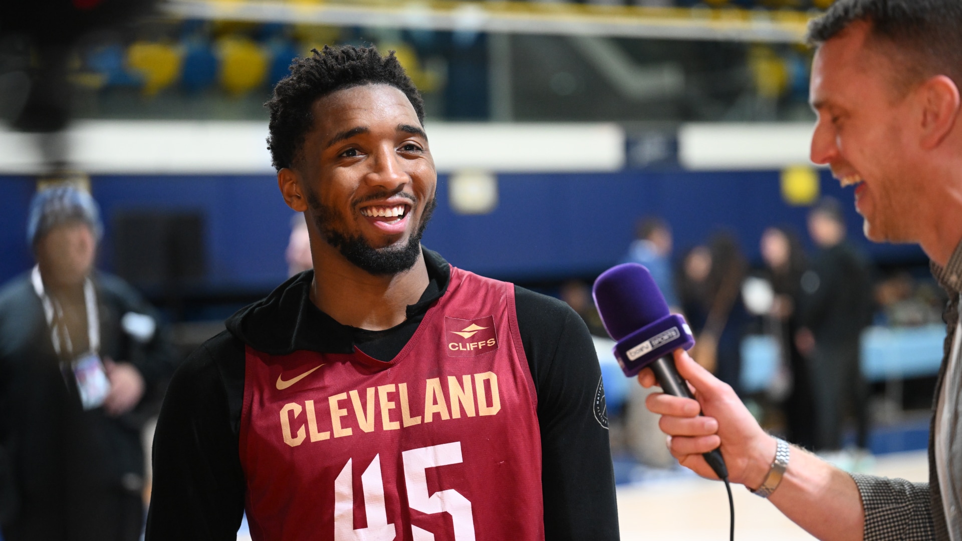 Eiffel Tower x Cavs practice