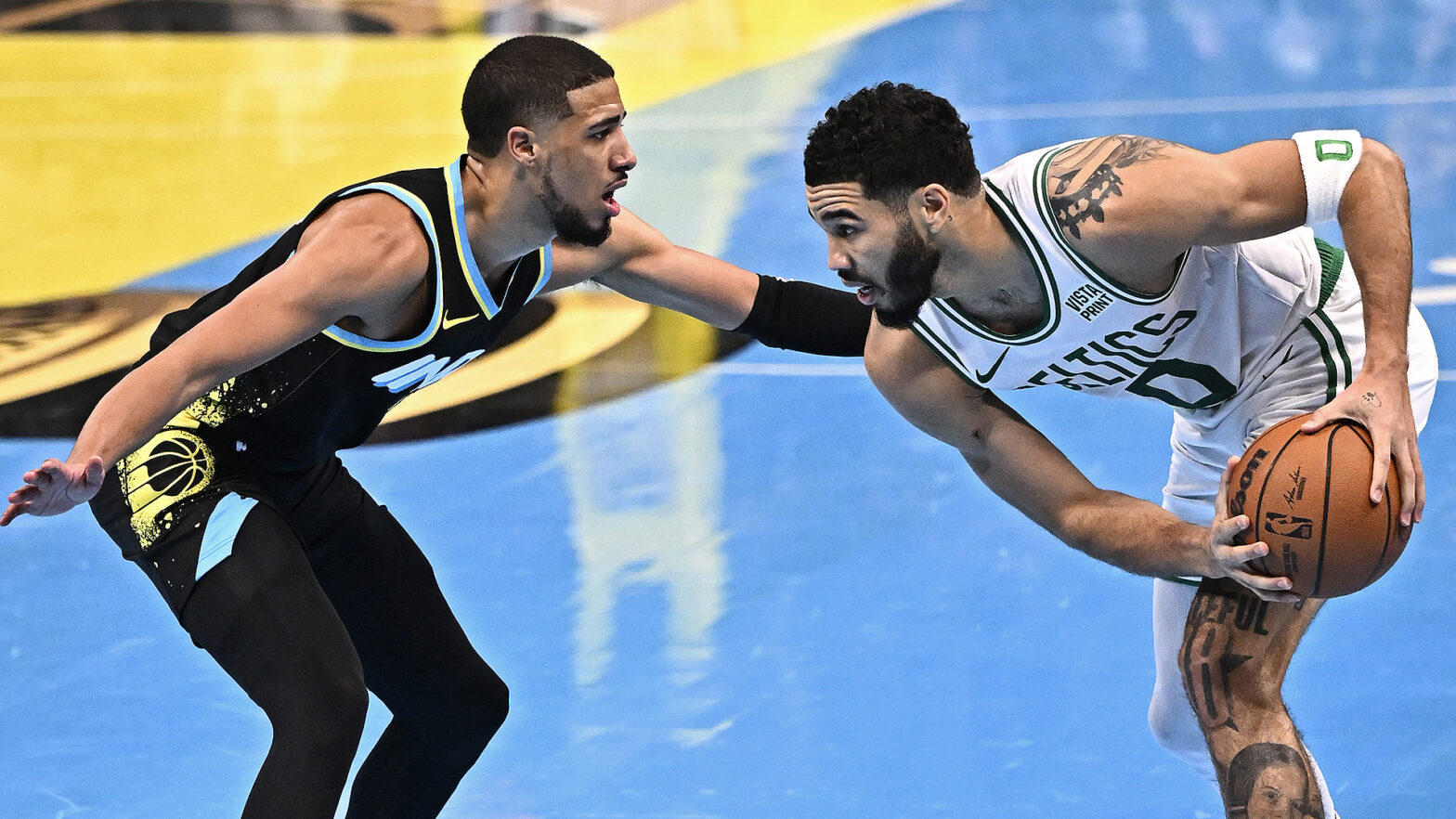 Stunning Celtics, Pacers Have Taken Different Paths After Injuries To Their Star Players -- And They're Both Working Background in 4K Stunning Celtics, Pacers Have Taken Different Paths After Injuries To Their Star Players -- And They're Both Working Background in 4K