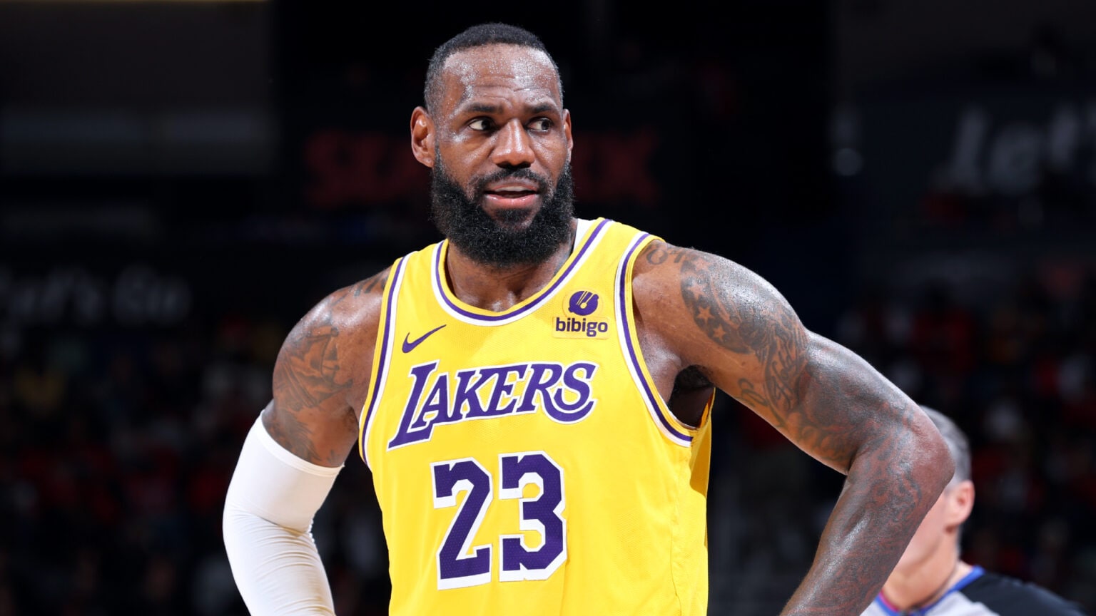 Lebron James Announces Social Media Hiatus Amid Media Negativity Nba Lebron James Announces Social Media Hiatus Amid Media Negativity Nba