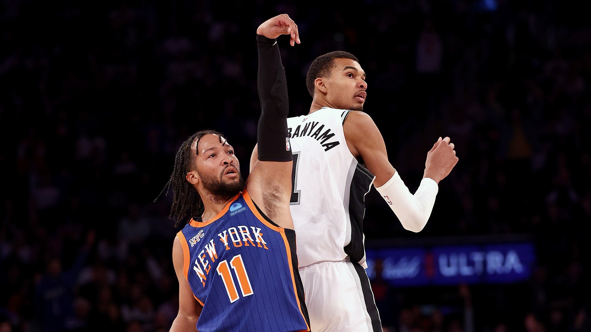 Live Updates: Cavs-Suns, Knicks-Spurs and Wednesday's action around the NBA