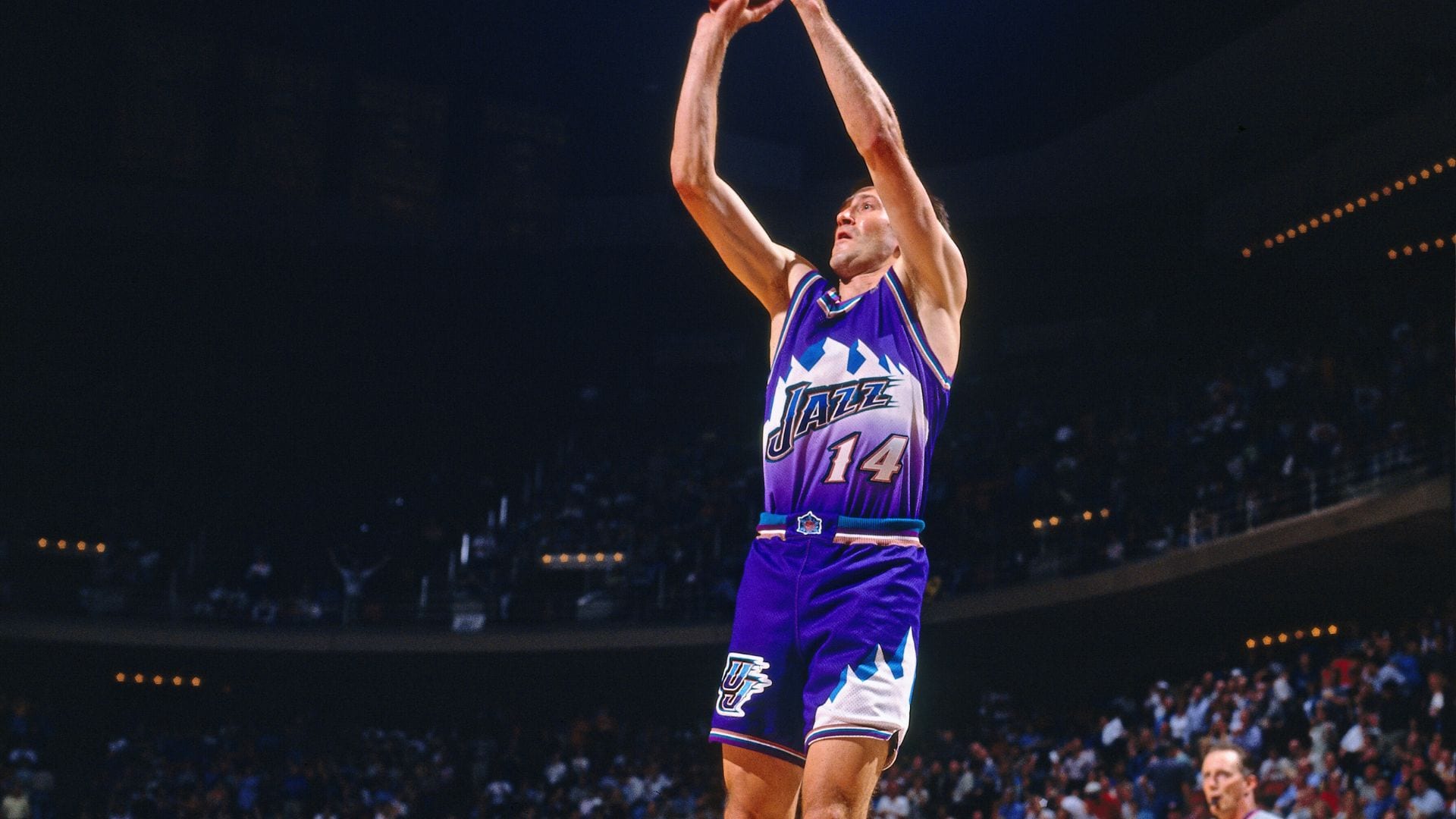 NBAHistory: Jeff Hornacek Wins 2000 3-Point Contest