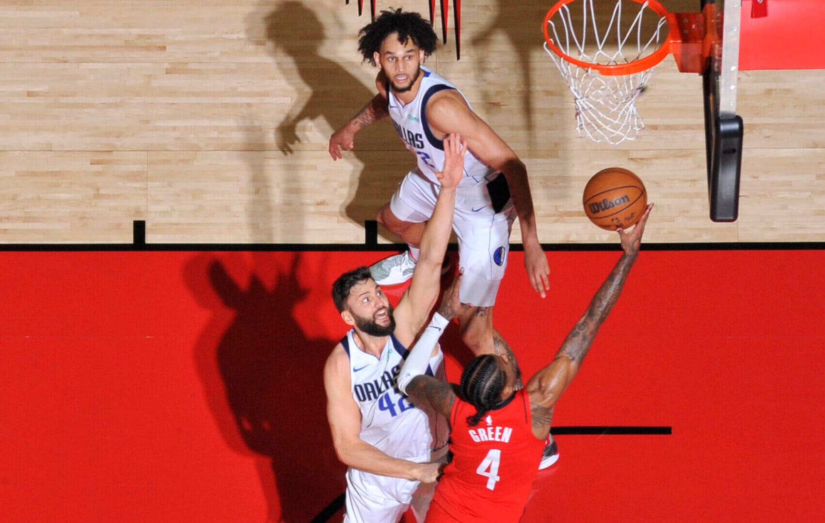 League Pass Game of the Day: Rockets vs. Mavericks (3 ET)