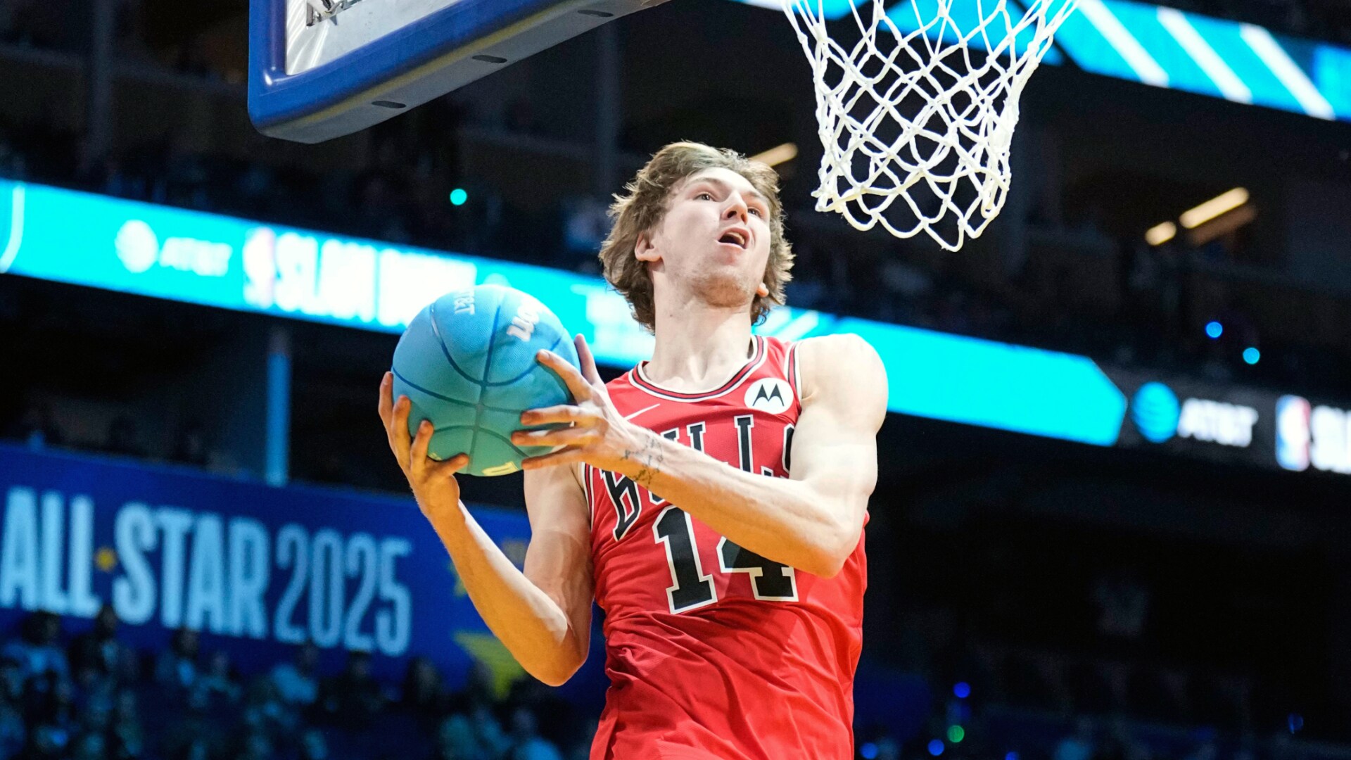 2025 AT&T Slam Dunk Contest | Matas Buzelis - First Round, Dunk 2