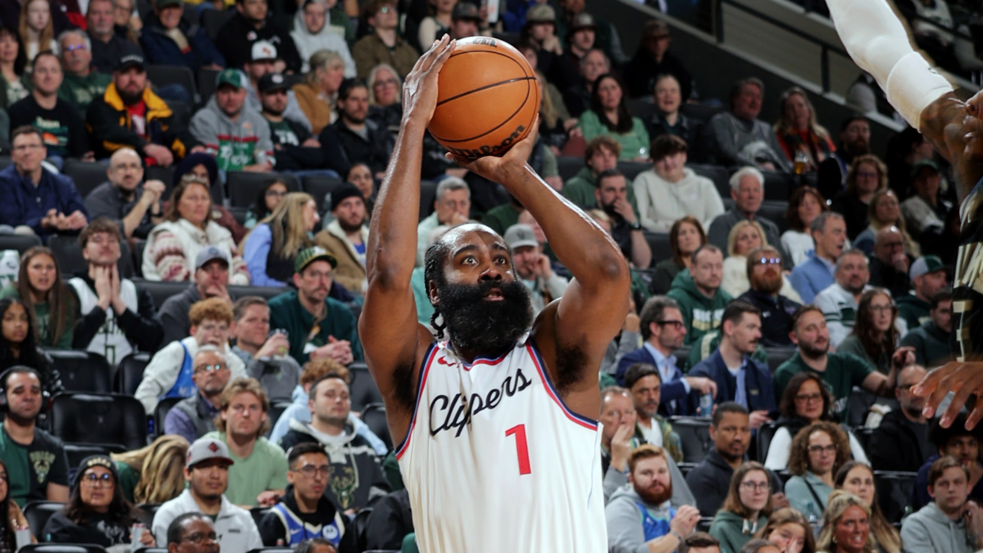 James Harden becomes 13th player in NBA history to score 27,000 points