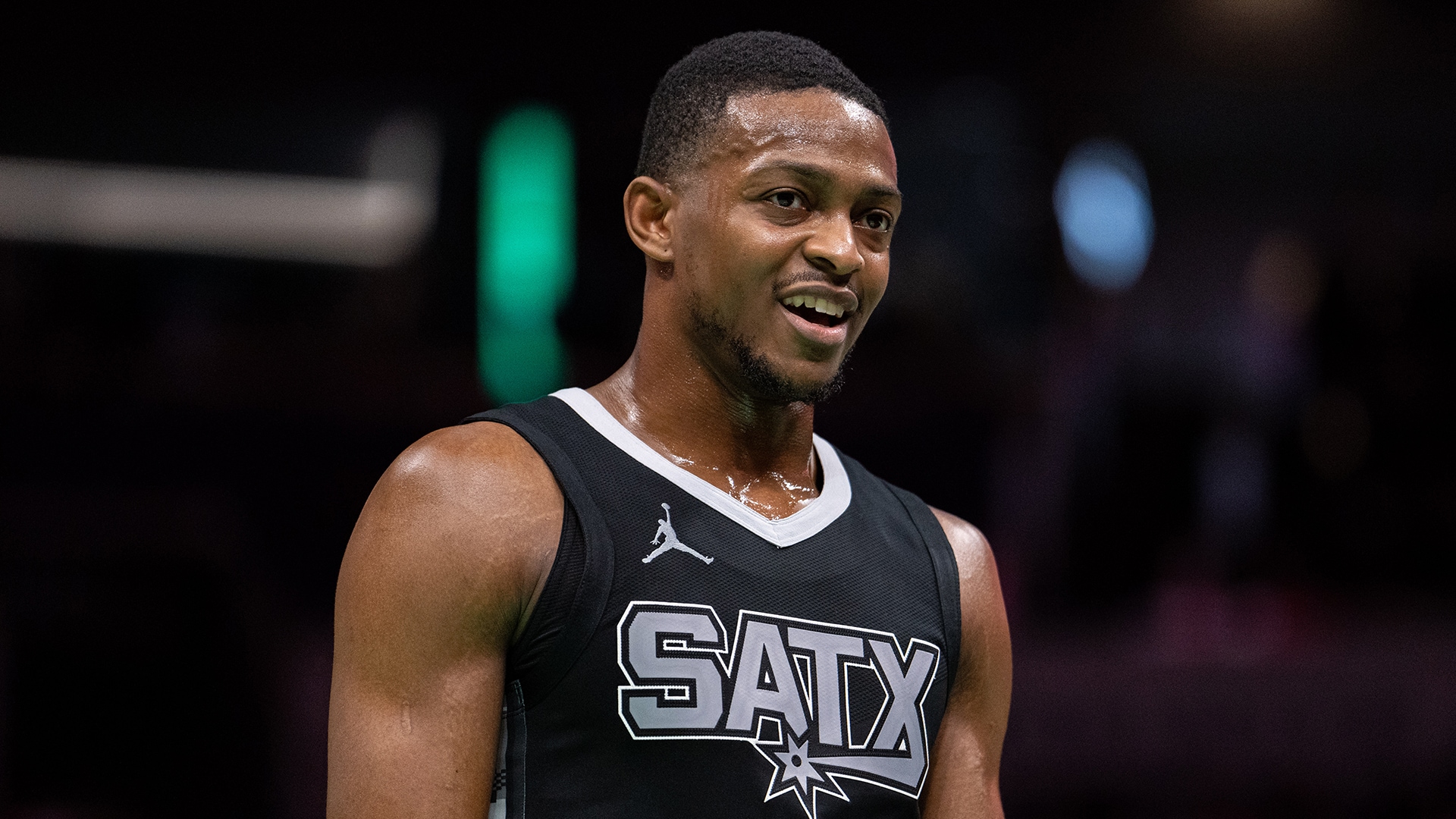Reports: Spurs, De'Aaron Fox agree to 4-year, $229 million extension