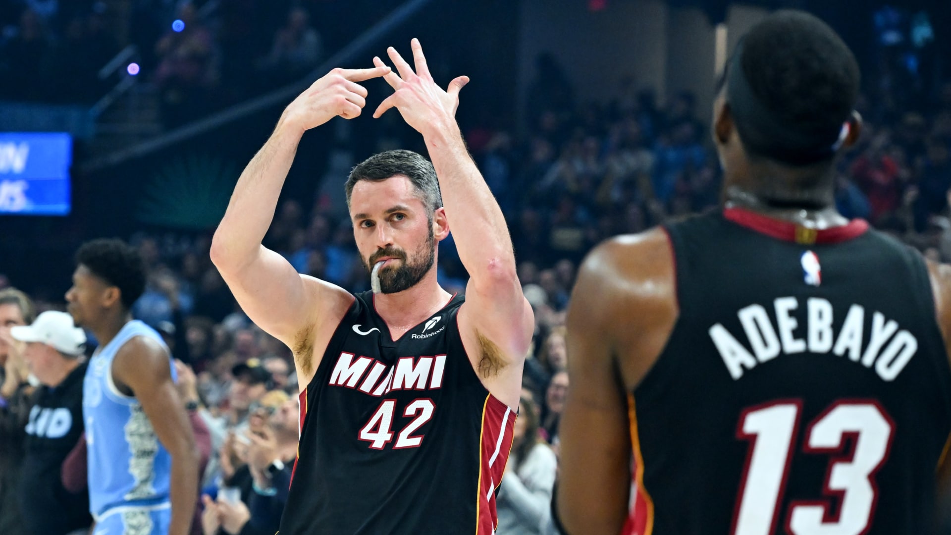 Kevin Love feels the love in return to Cleveland, where he won NBA title in 2016
