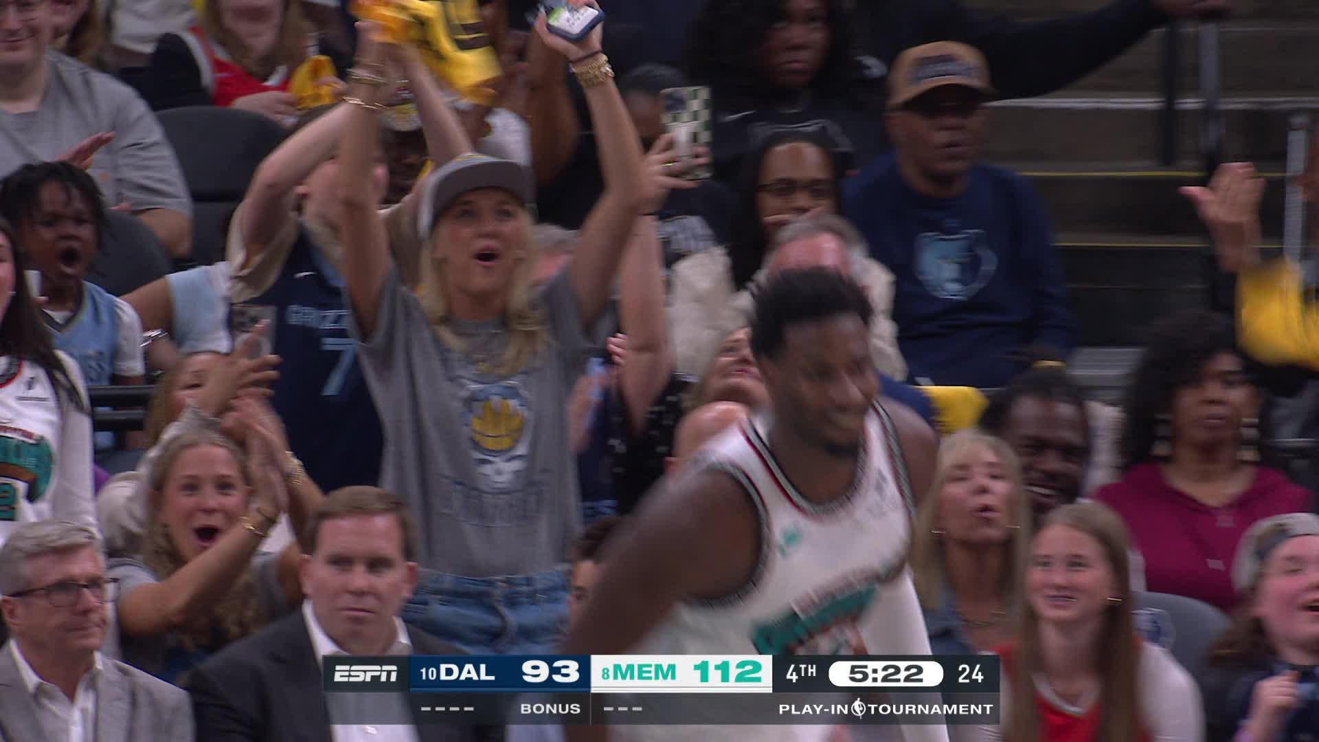 John Konchar lobs it off the backboard to Jaren Jackson Jr for the alley-oop hammer