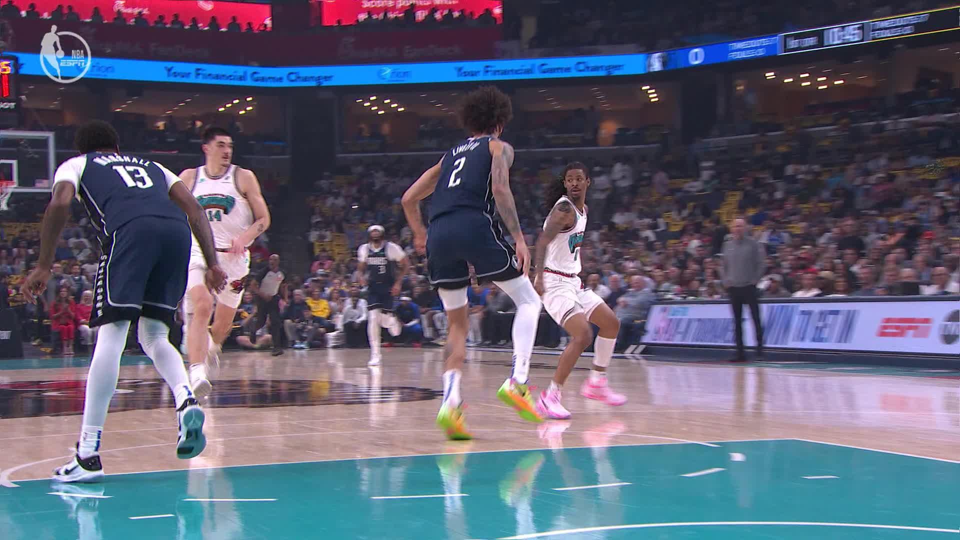 Ja Morant coming out and making some plays early on