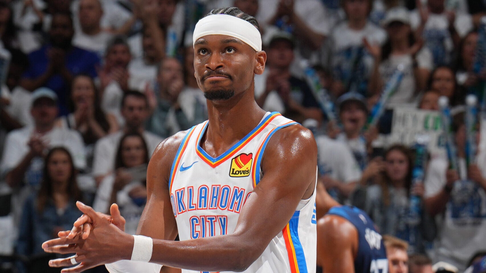 Game 4 could hinge on Shai Gilgeous-Alexander's ability to silence Minnesota crowd